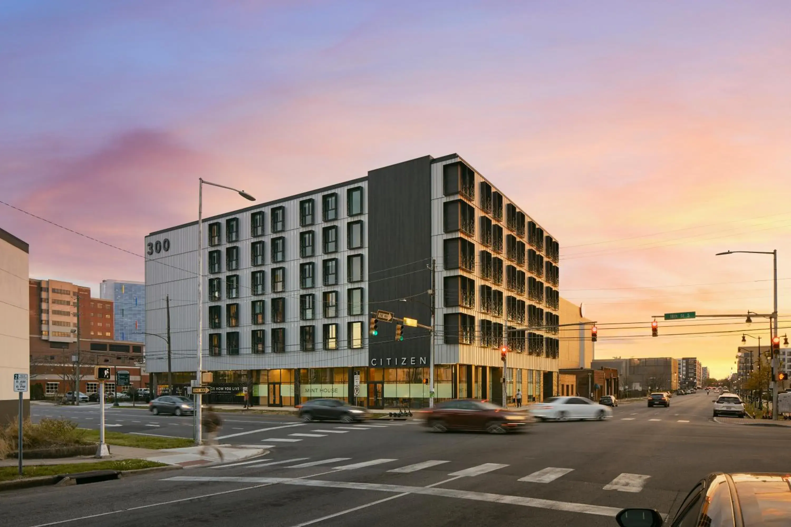 Property building in Mint House Birmingham - Downtown Property building in Mint House Birmingham - Downtown
