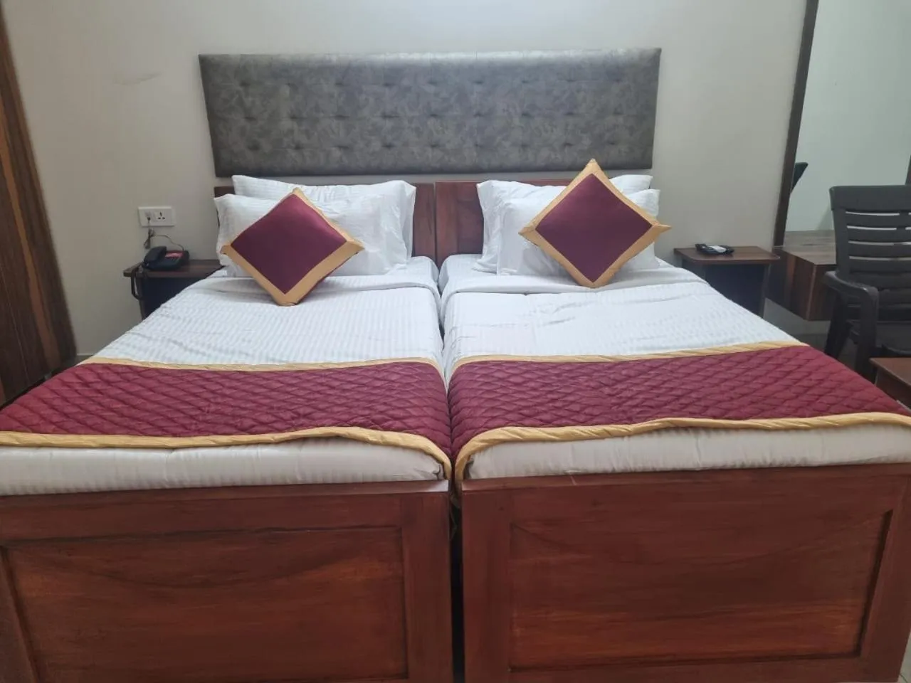 Bed in PPH Living KVR Residency