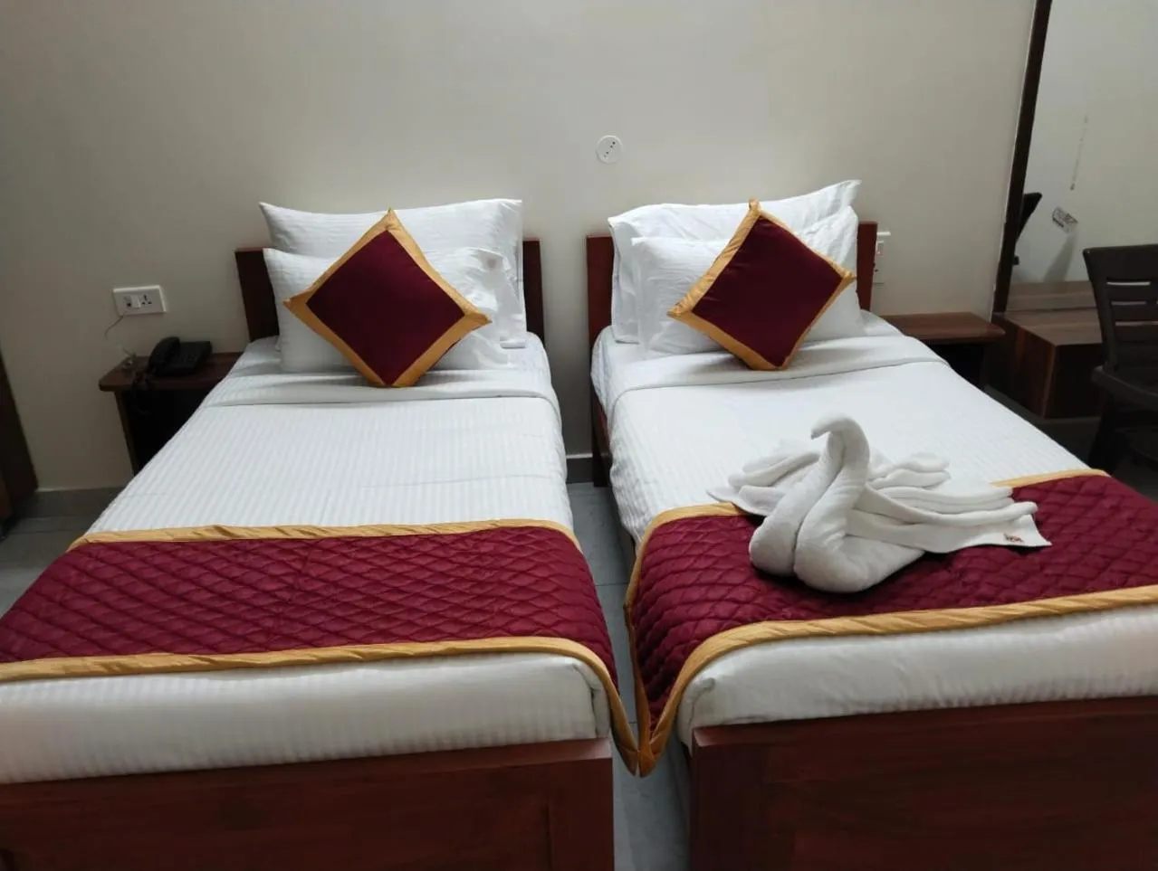 Bed in PPH Living KVR Residency
