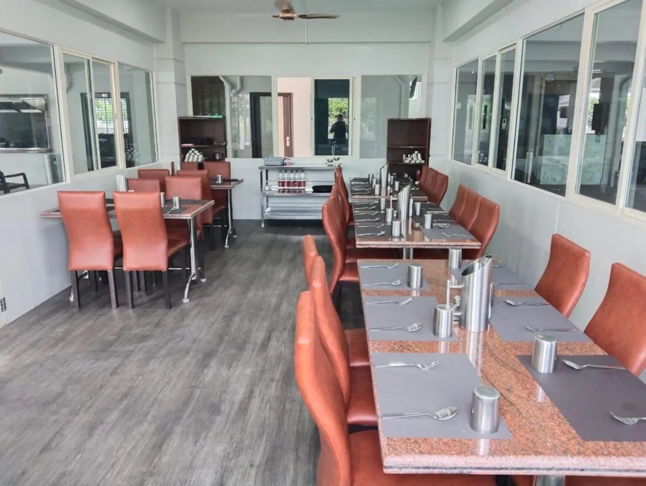 Restaurant/places to eat in PPH Living KVR Residency