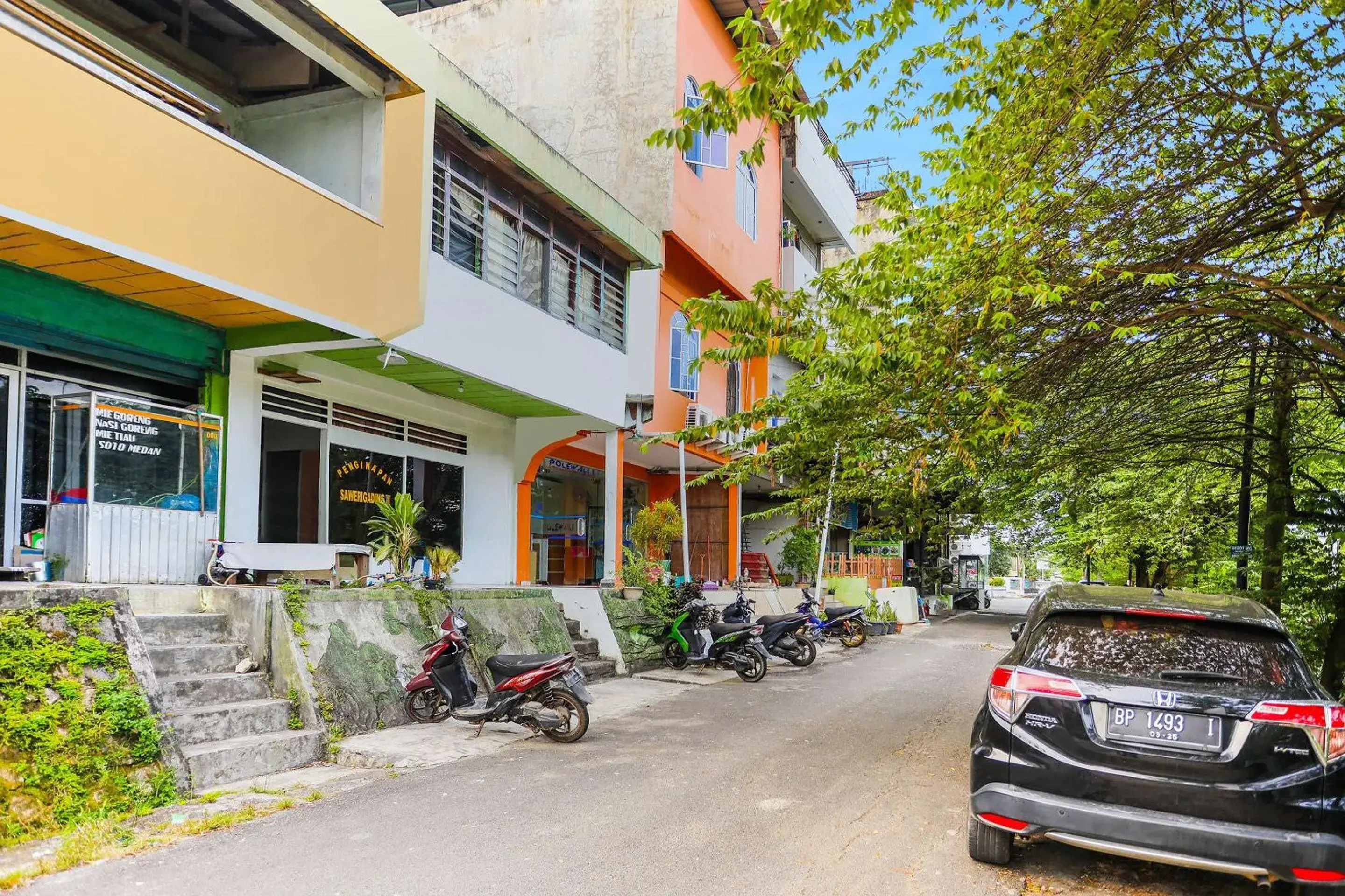 Property building in Hotel O Penginapan Saweri GadingNearKlub Golf Ria Bintan Property building in Hotel O Penginapan Saweri GadingNearKlub Golf Ria Bintan