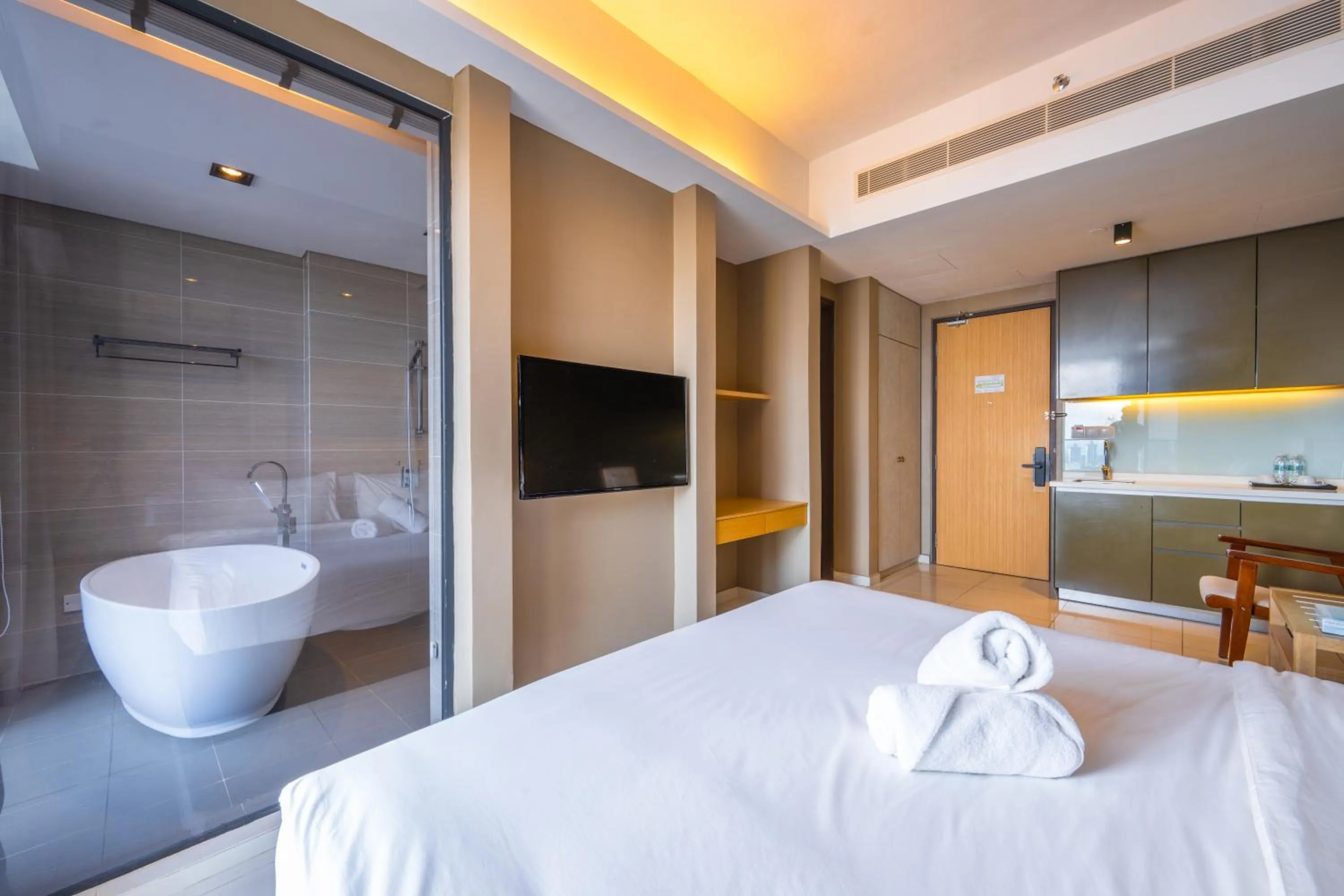 Bedroom, Bed in Greystone 99 Suites