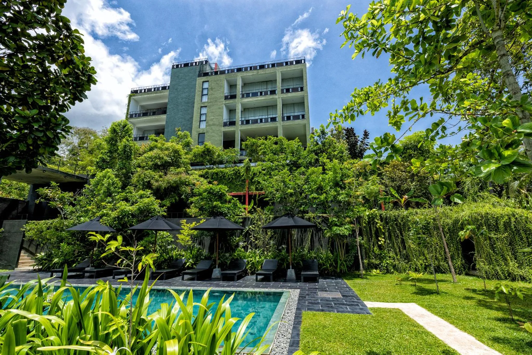 Property building in Splendour Residence