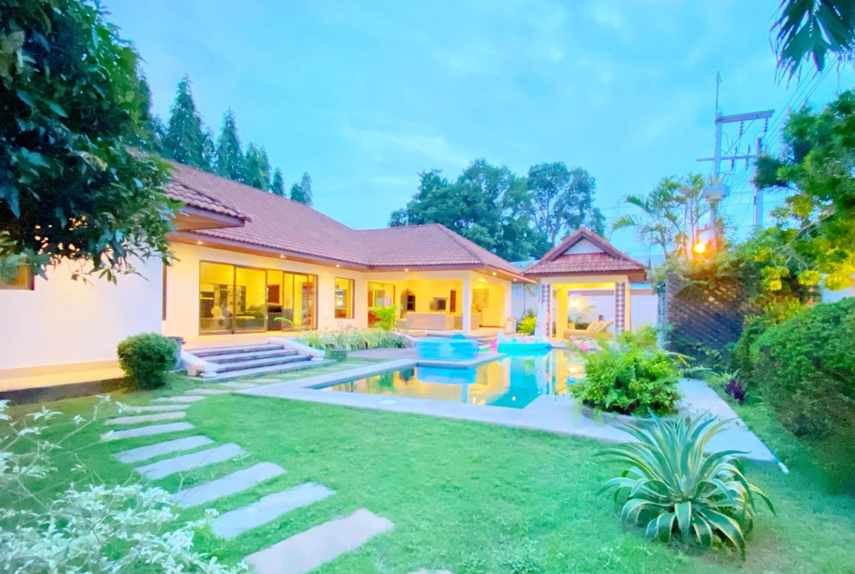 Property building in Sunny1 villa Pattaya