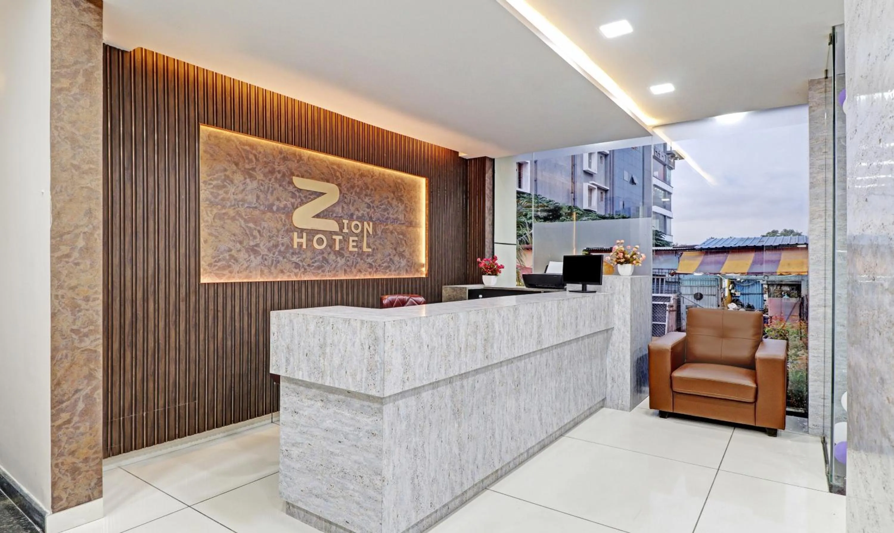 Lobby or reception in Treebo Zion