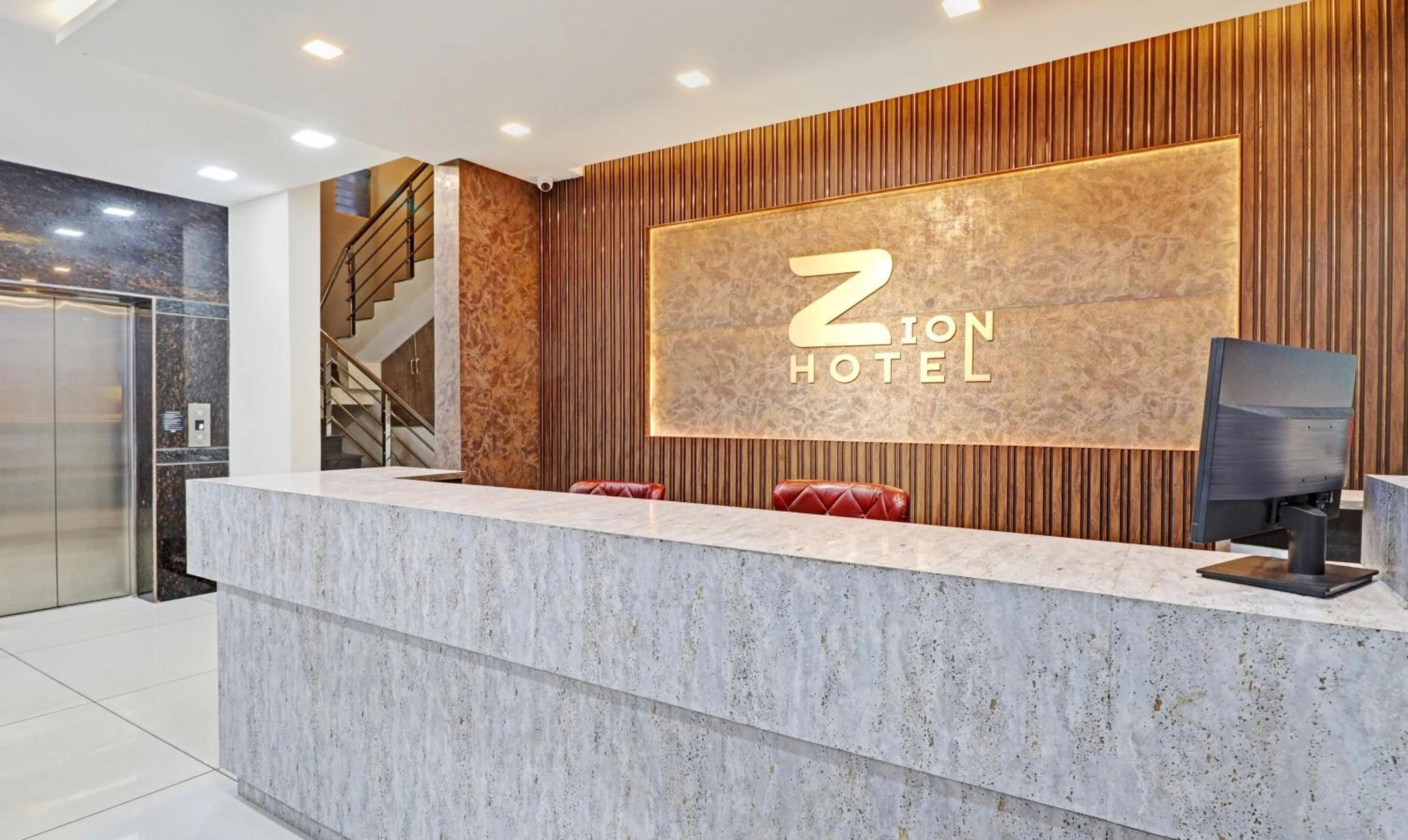 Lobby or reception in Treebo Zion