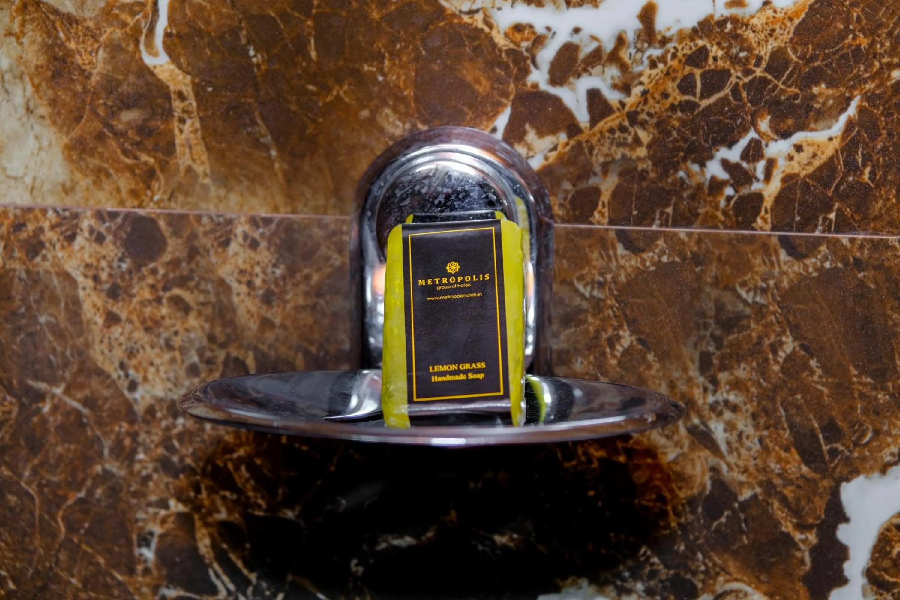 Bathroom in Metropolis Business Hotel