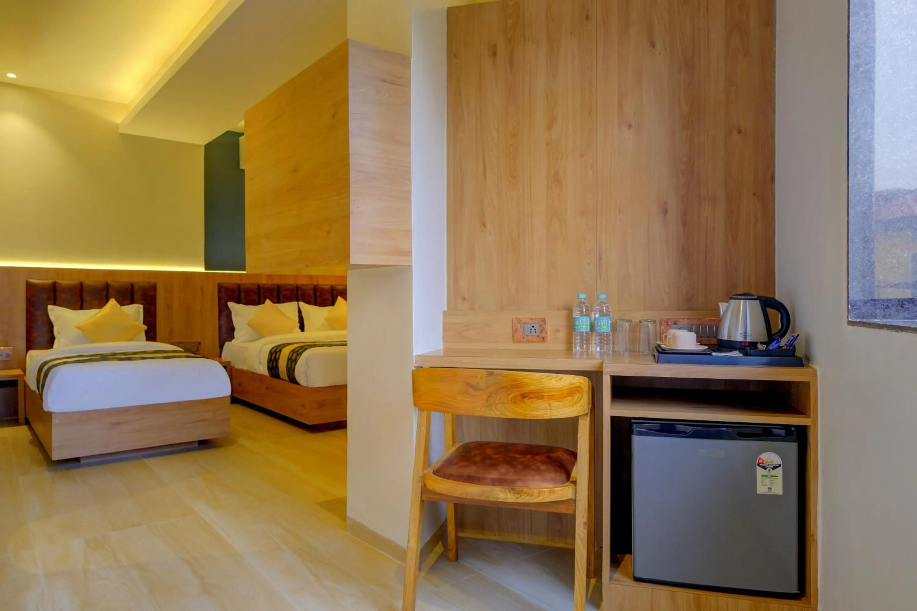 hair dresser, Bed in Metropolis Business Hotel