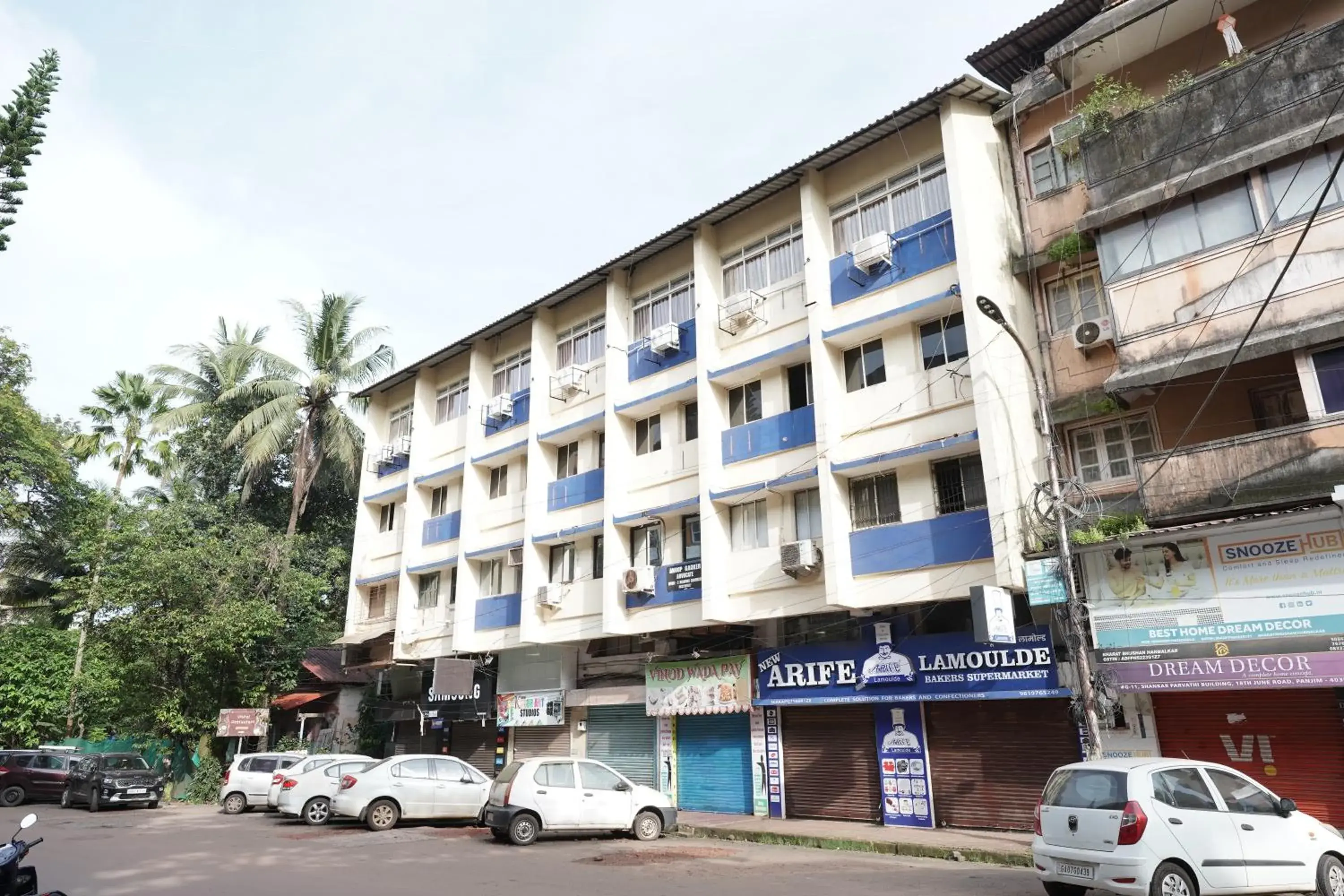 Metropolis Business Hotel Metropolis Business Hotel