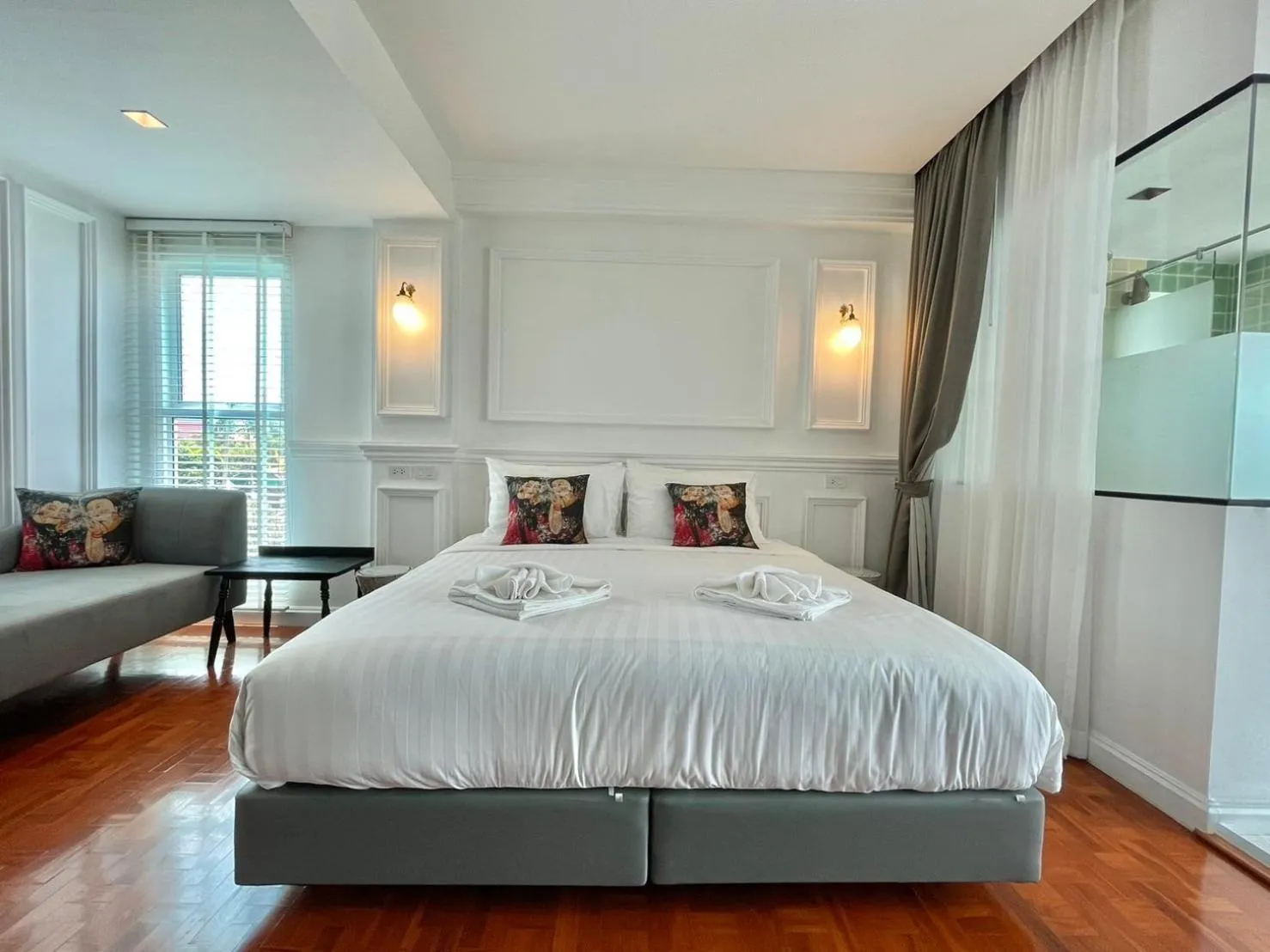 Bed in Wiang Ville Boutique Hotel