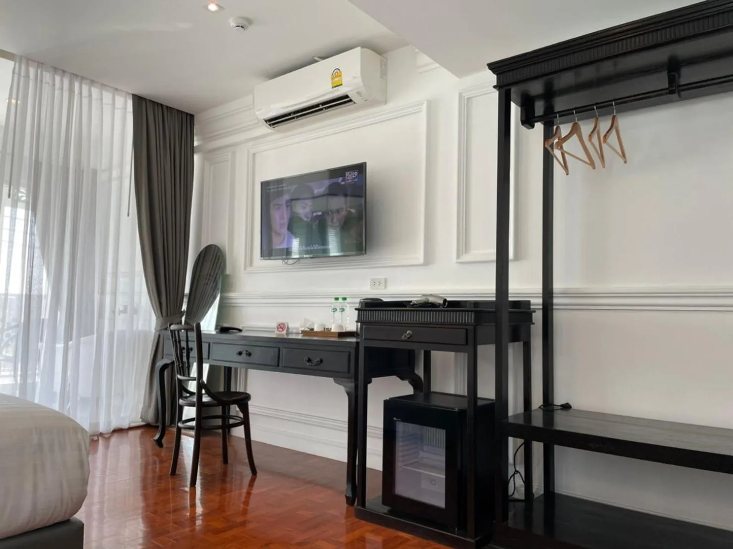 hair dresser in Wiang Ville Boutique Hotel