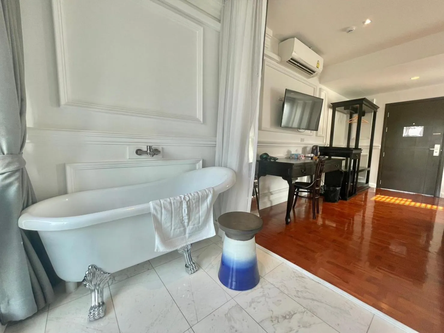 Bath in Wiang Ville Boutique Hotel