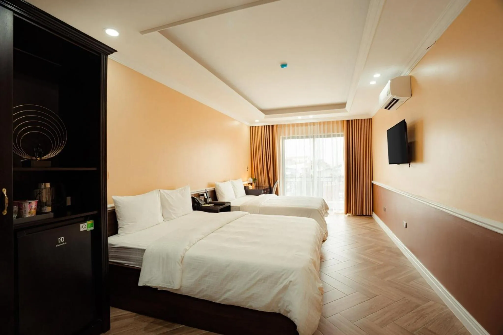 Communal lounge/ TV room, Bed in Dolce Mia Home Ninh Bình