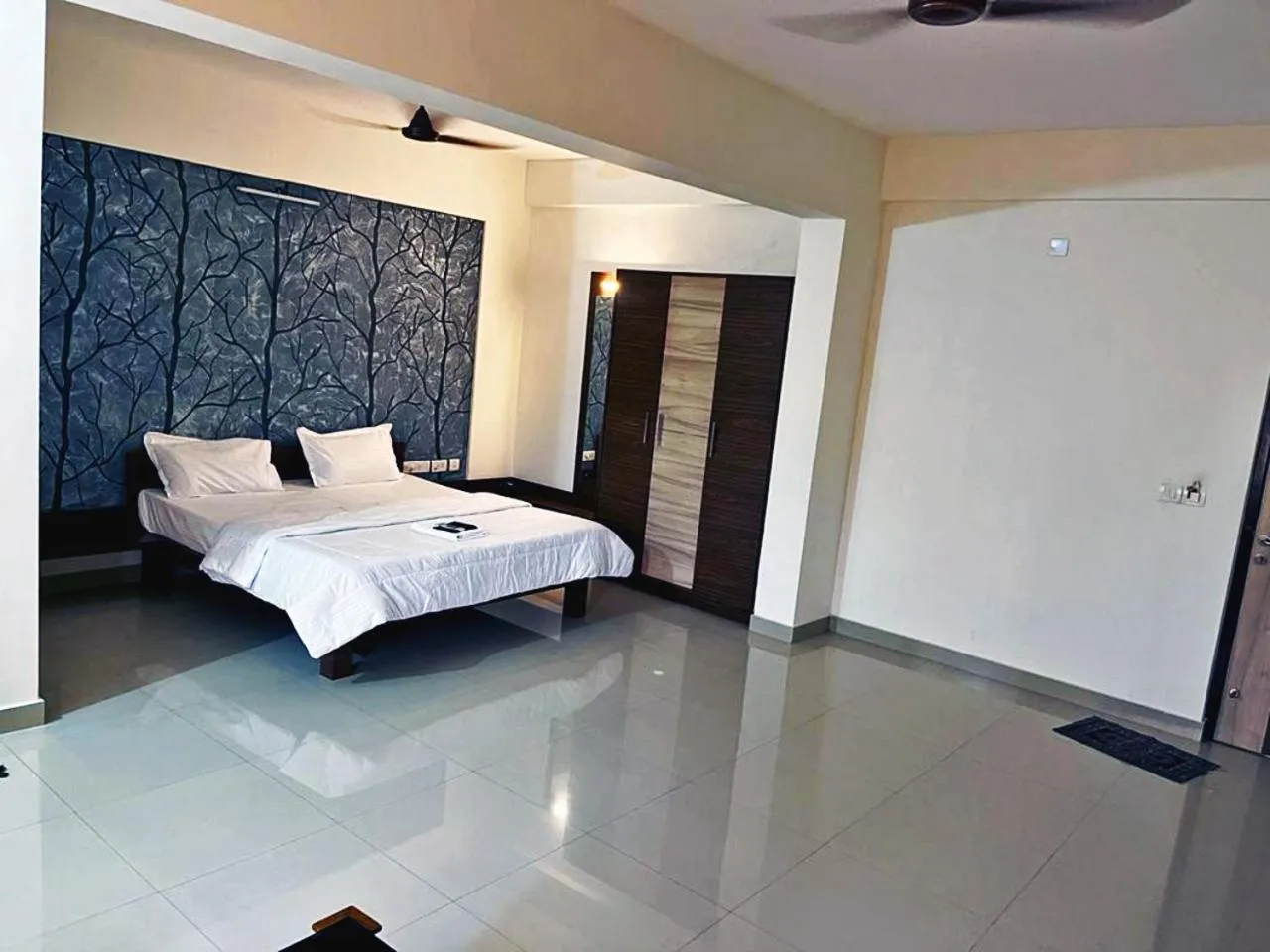 Bedroom in Hotel Radha