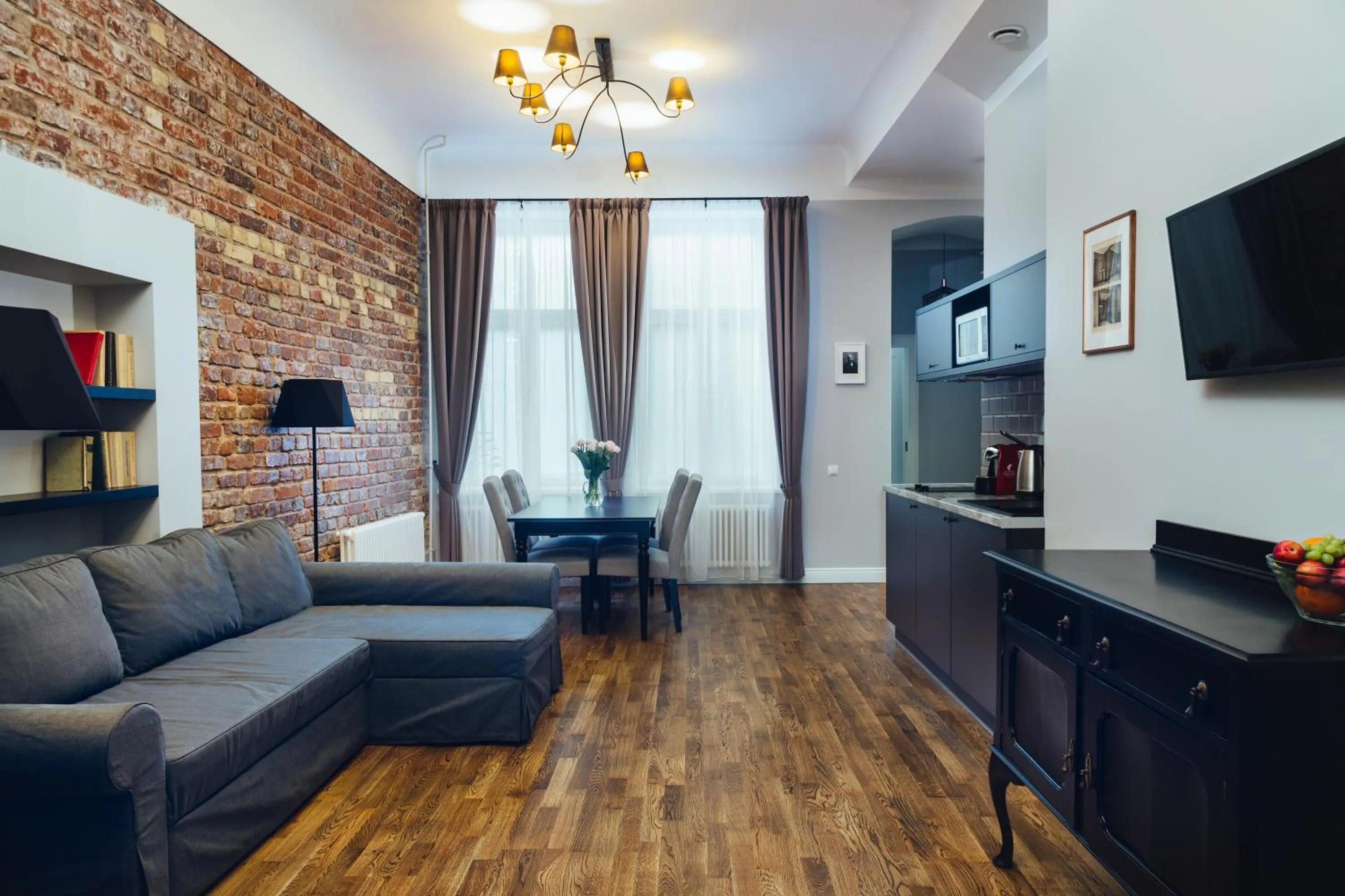 Sherlock Apartments