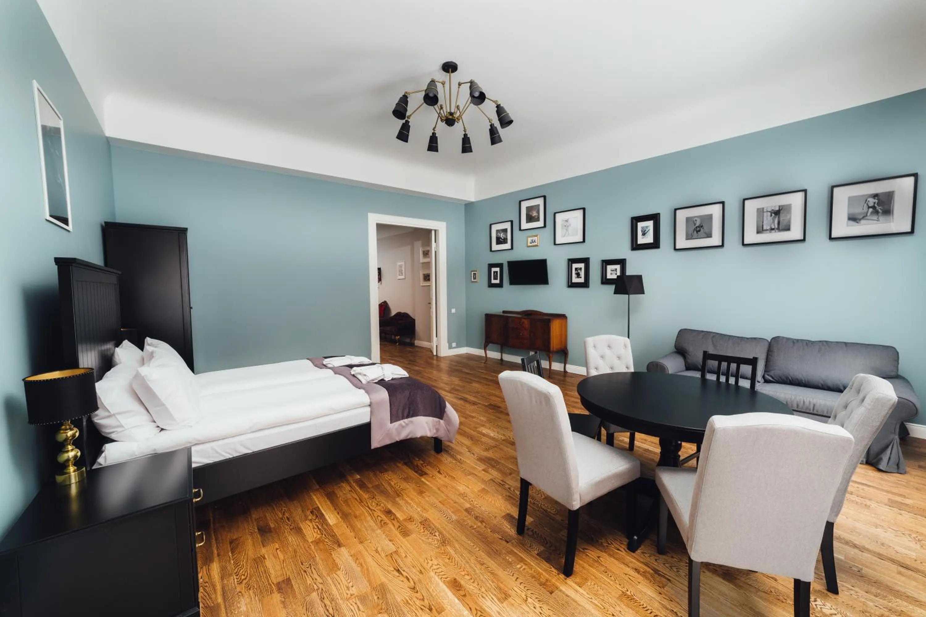Sherlock Apartments