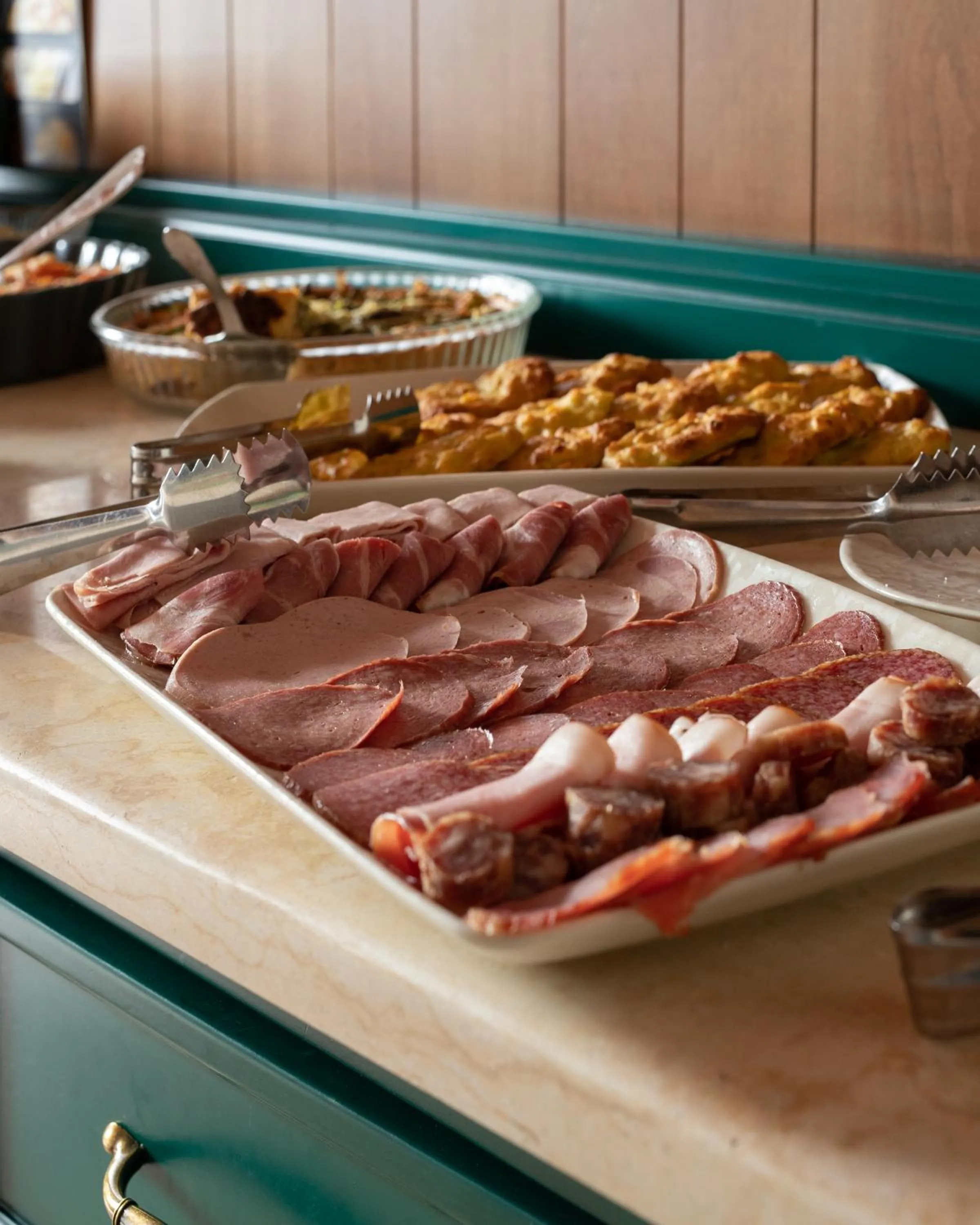 Buffet breakfast in MAGISTER seven