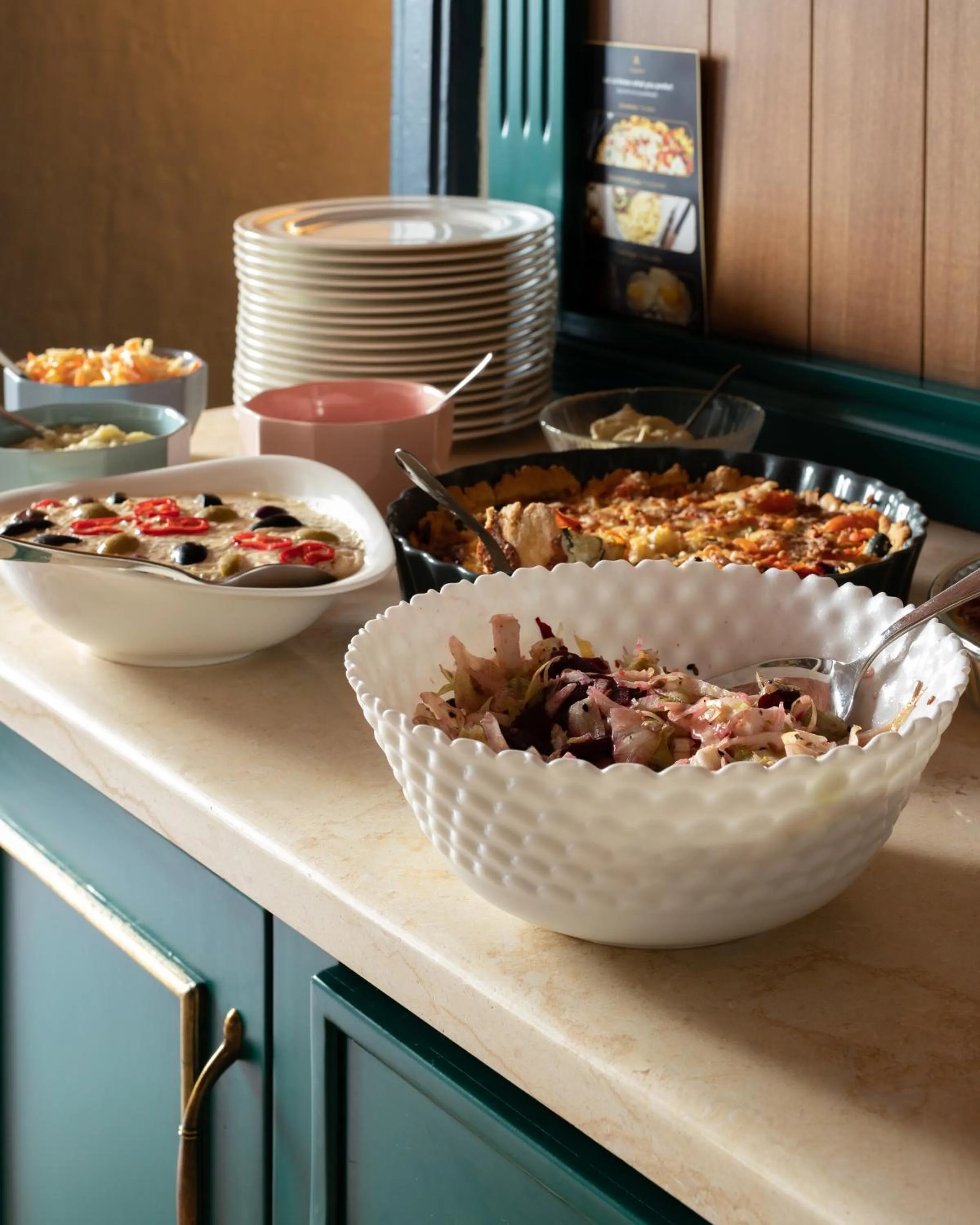 Buffet breakfast in MAGISTER seven