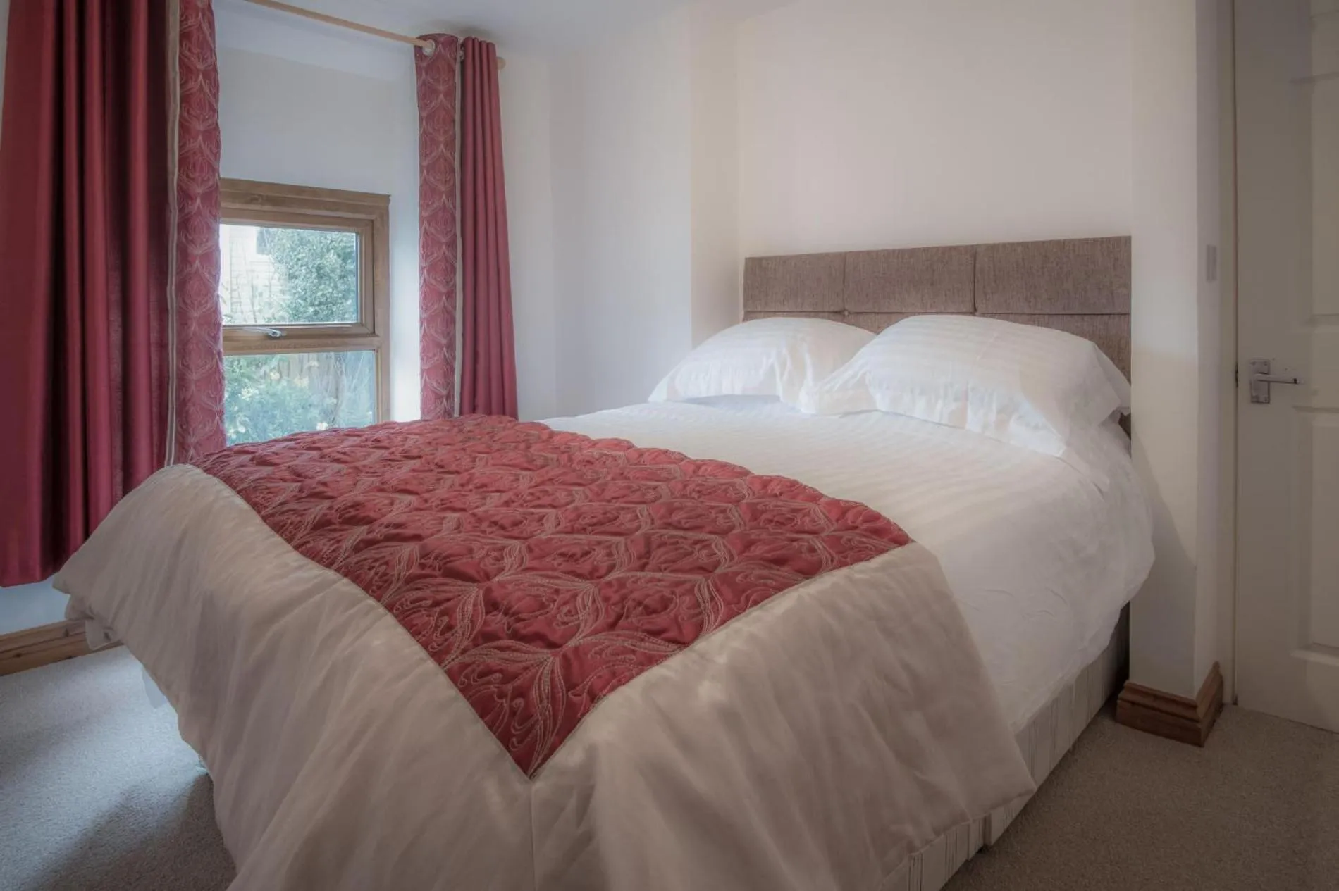 Floor plan, Bed in Church Terrace - 3 Bedroom Cottage - Saundersfoot