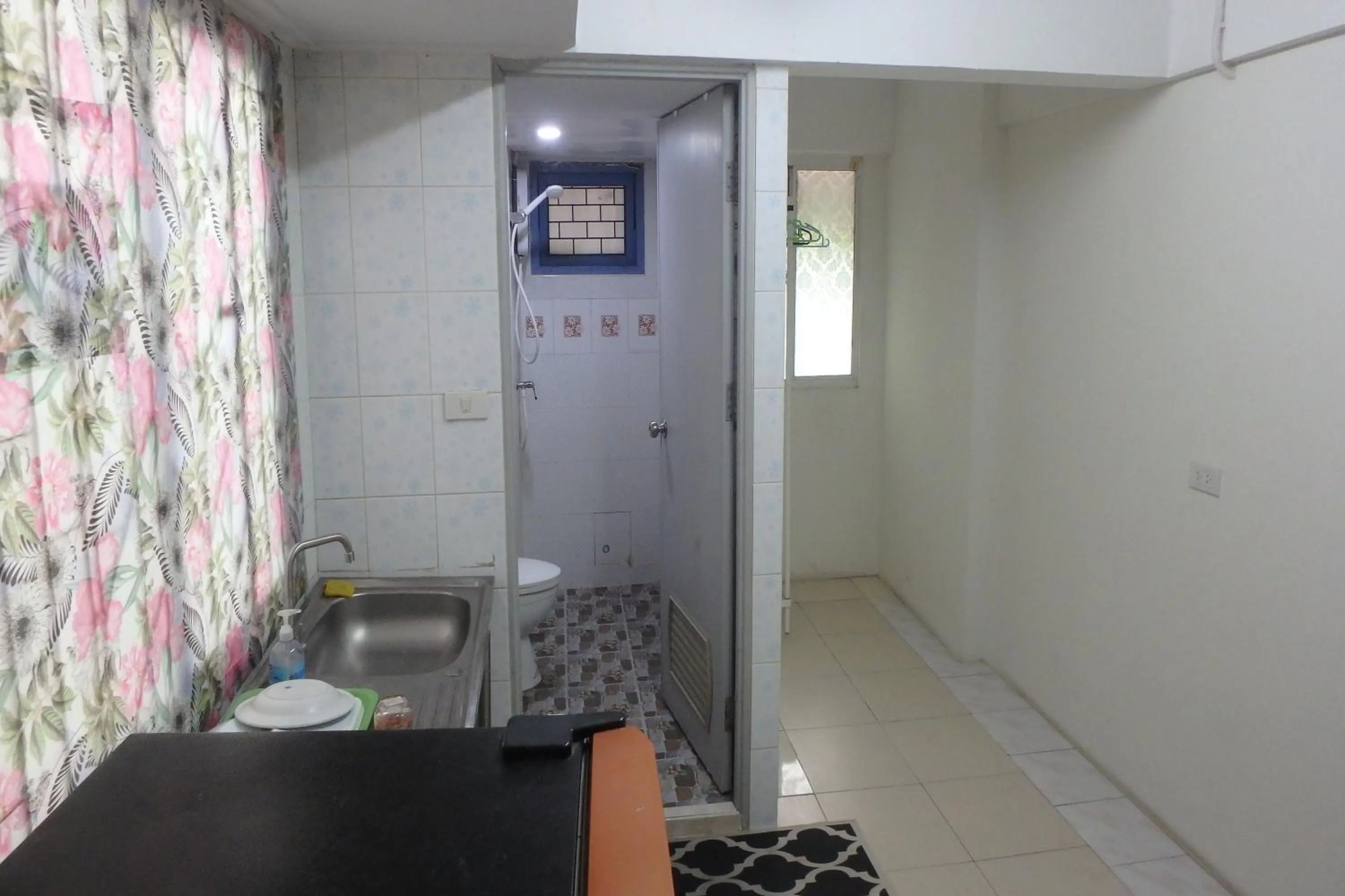 Bathroom in Rama 3 Sunrise Hostel