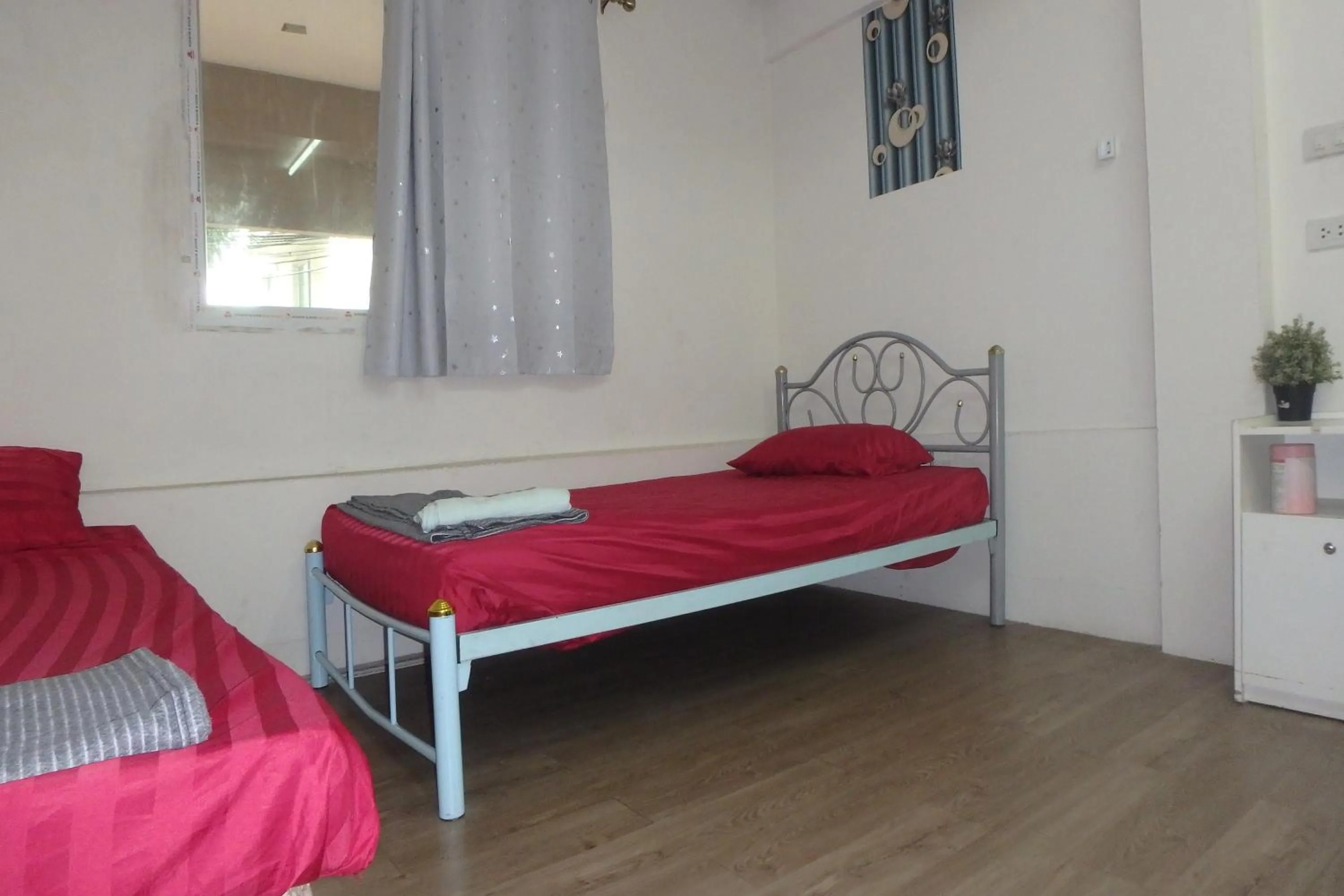 Photo of the whole room in Rama 3 Sunrise Hostel