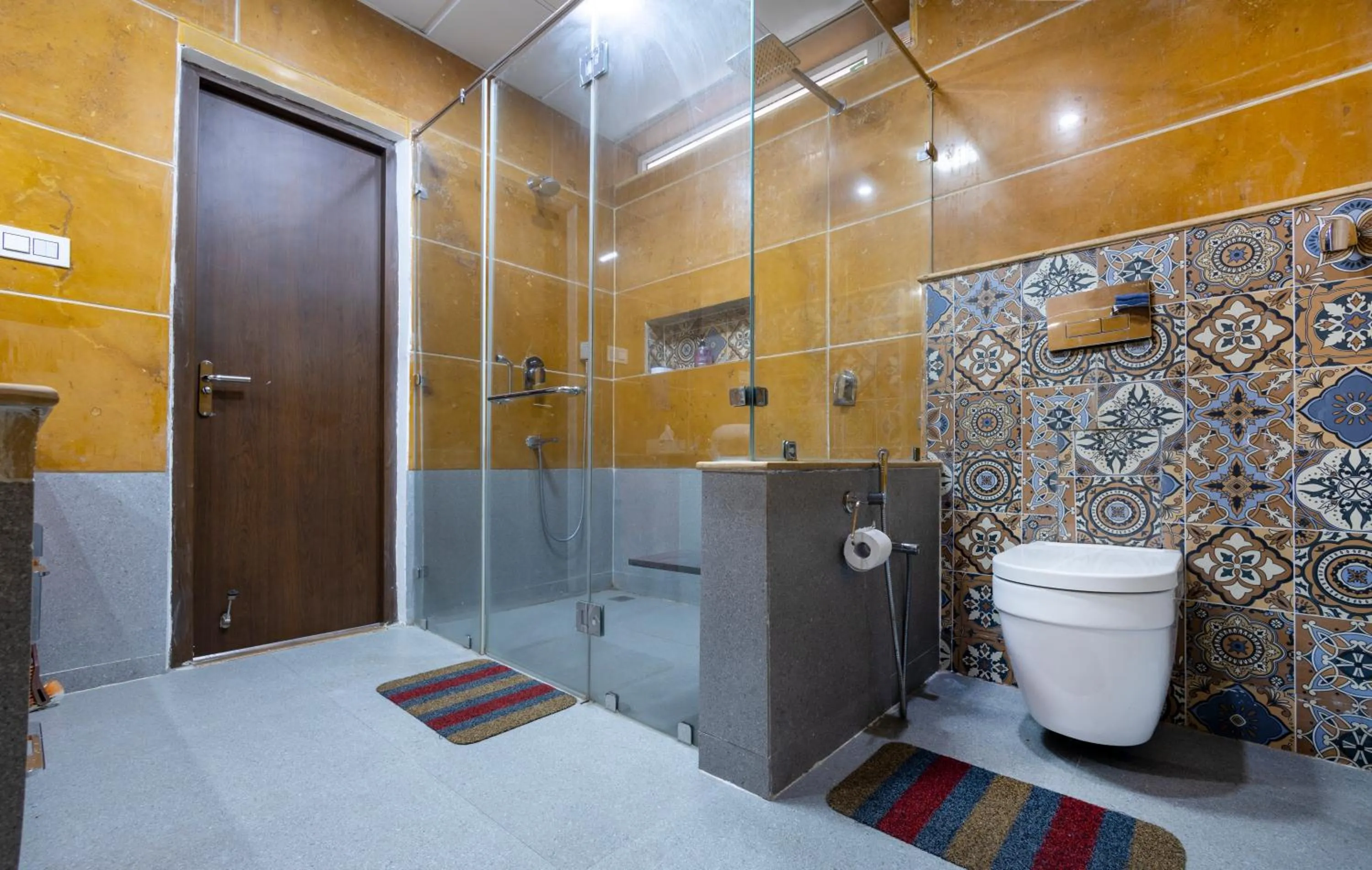 Shower in InnBox Farmstay - Rajpura Punjab
