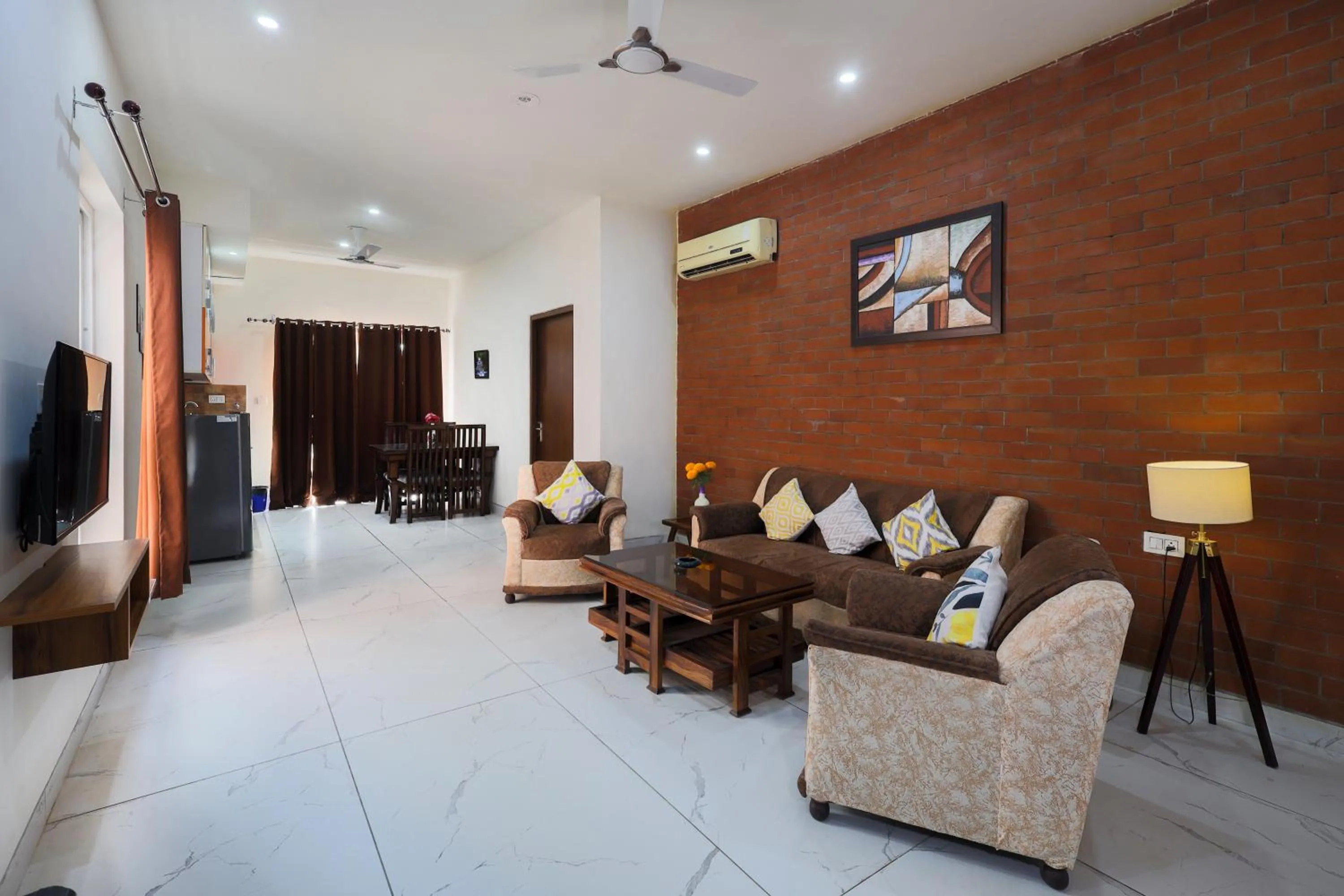 TV and multimedia in InnBox Farmstay - Rajpura Punjab