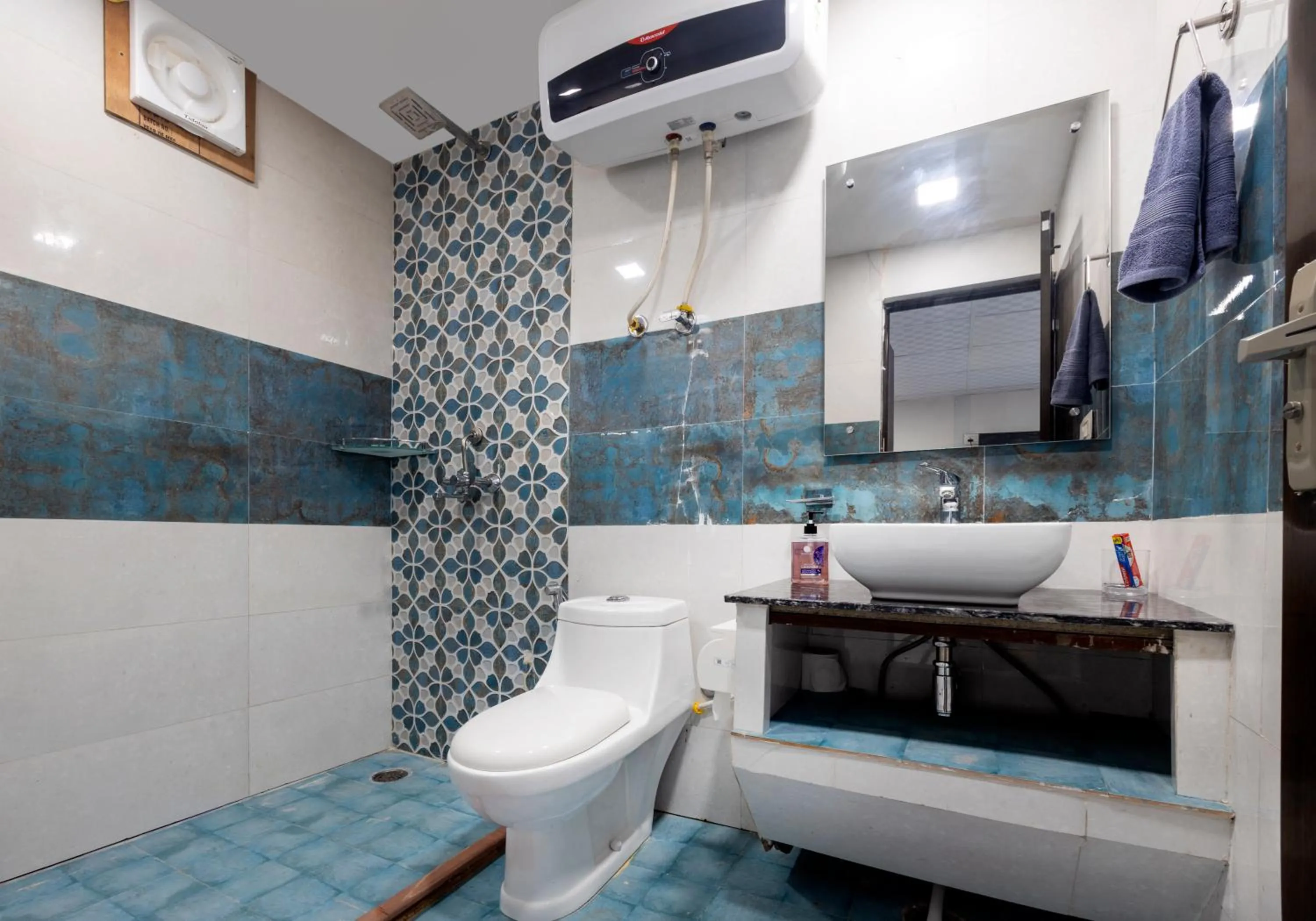 Toilet in InnBox Farmstay - Rajpura Punjab