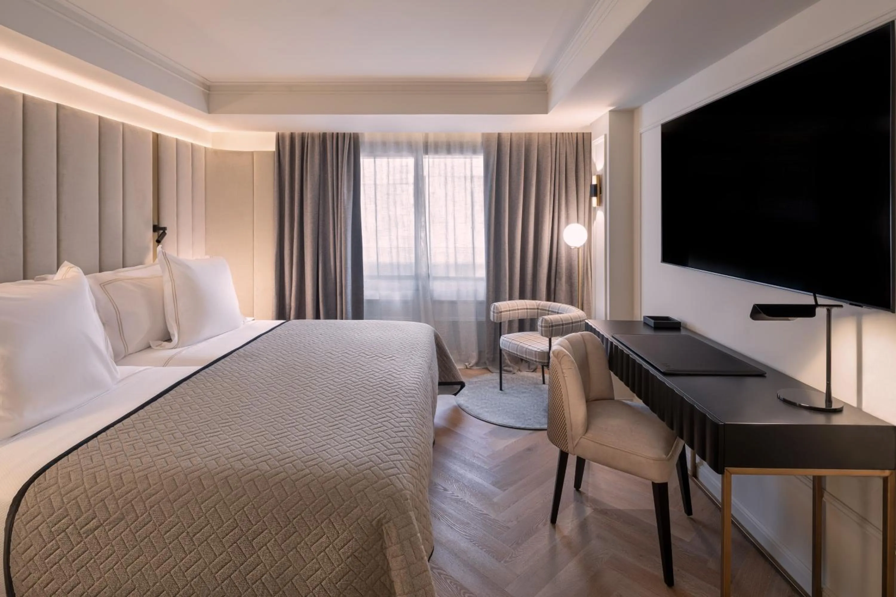 Bedroom, Bed in Hotel MIM Andorra