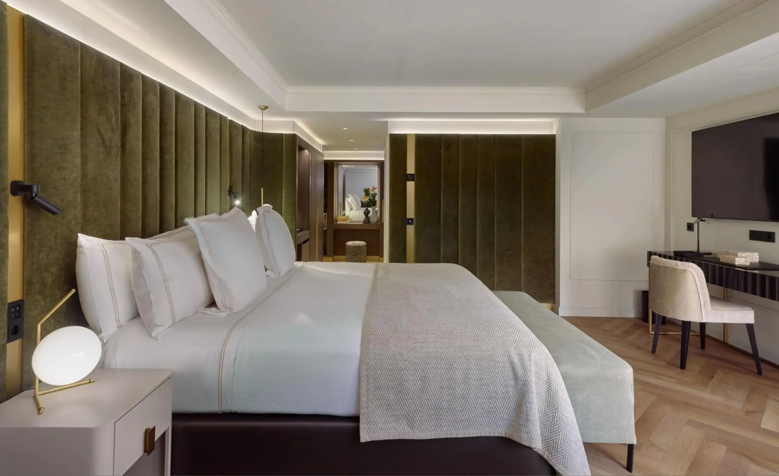 Property building, Bed in MiM Andorra Meliá Collection Property building, Bed in MiM Andorra Meliá Collection