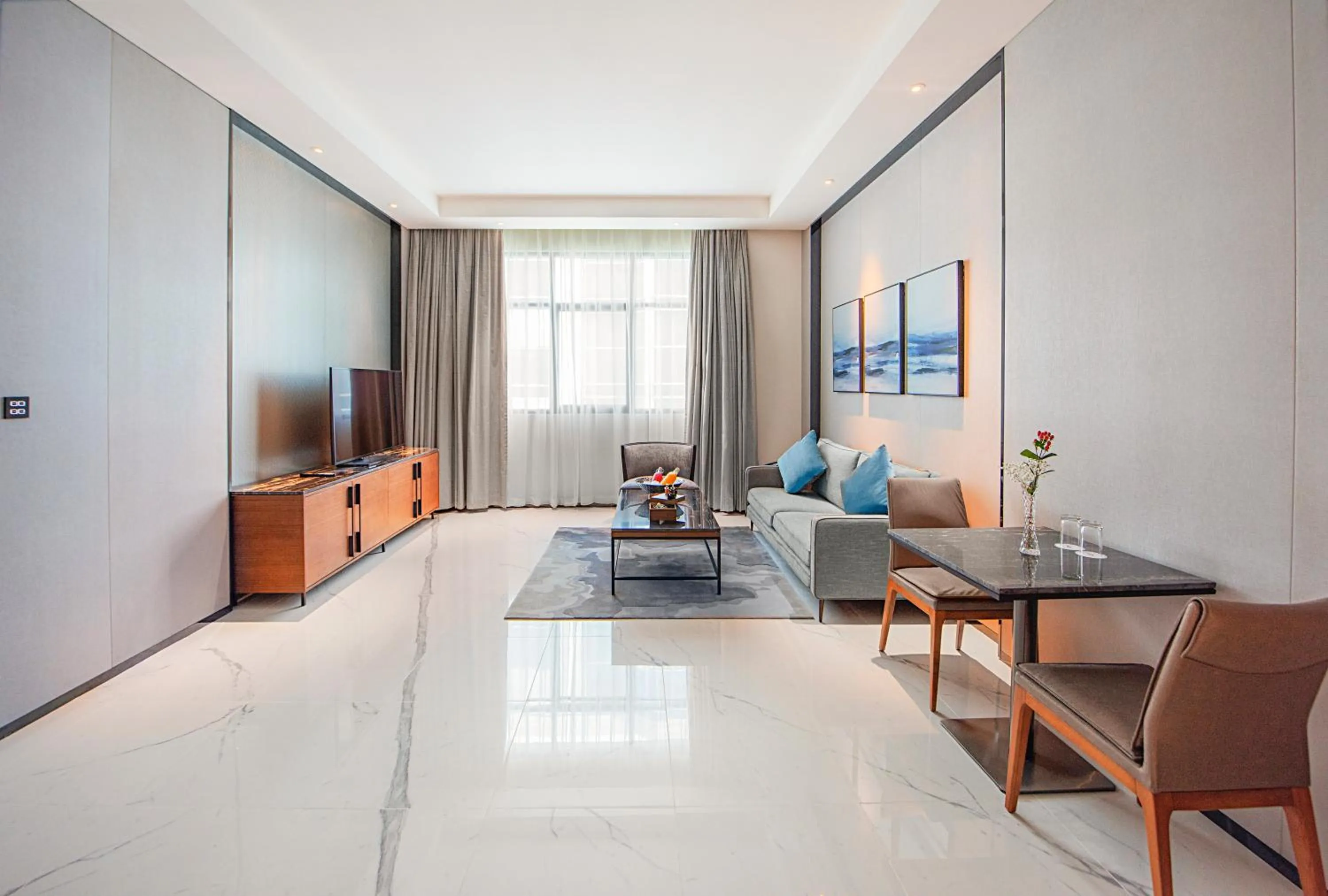 Living room in Asiana Grand Hotel