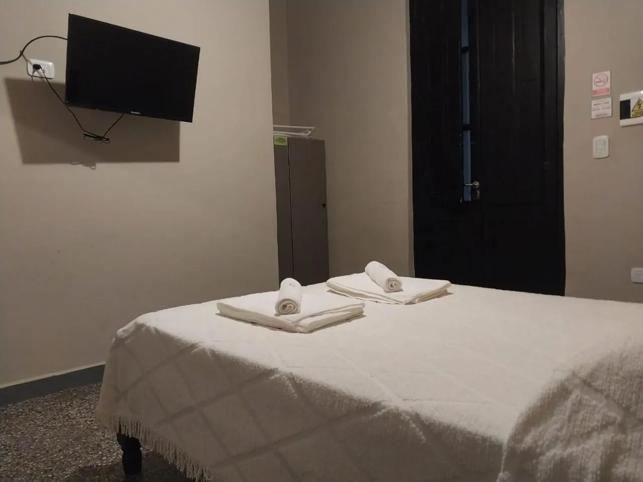 Bed in Hostel Marilian