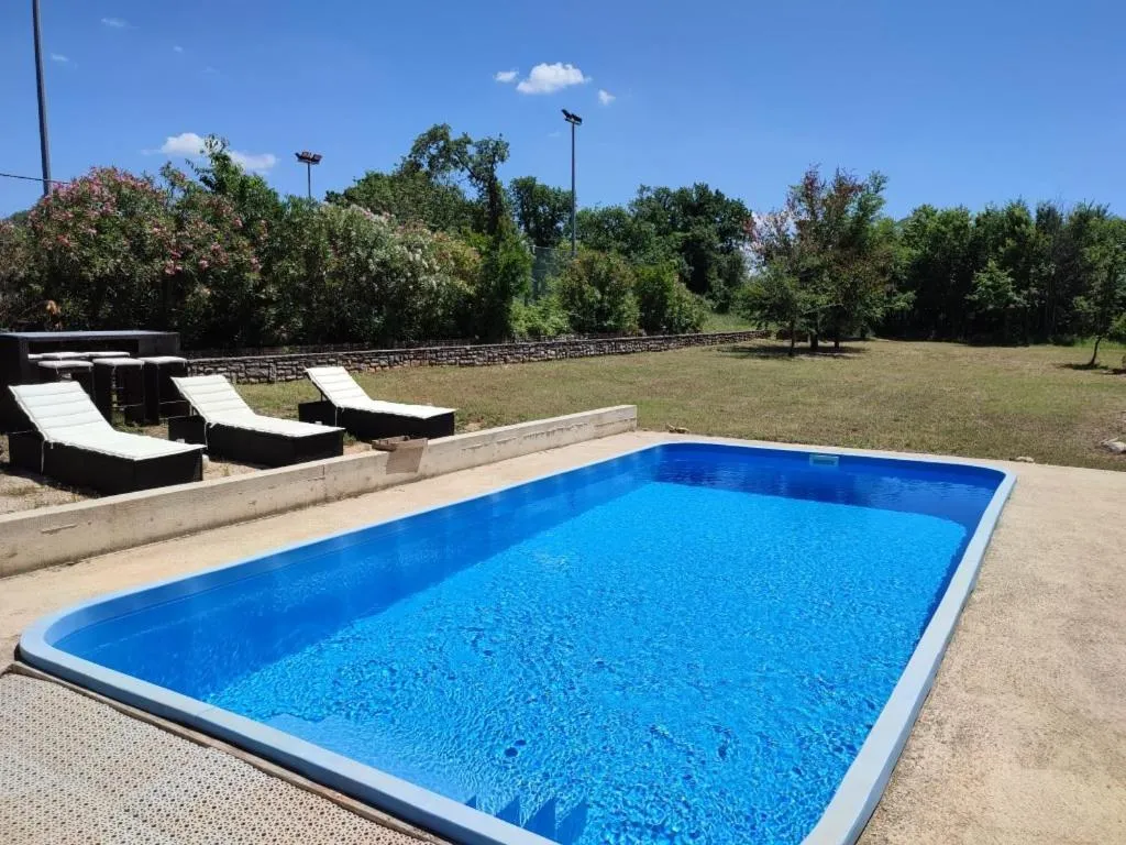 House Andrea with pool