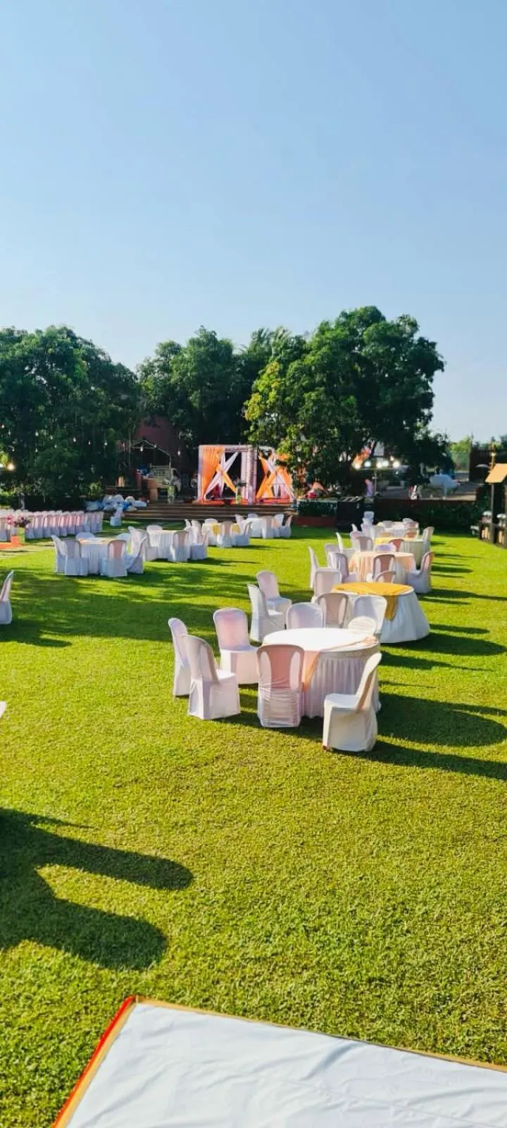 Garden view in Ashoka Lawns and Resort
