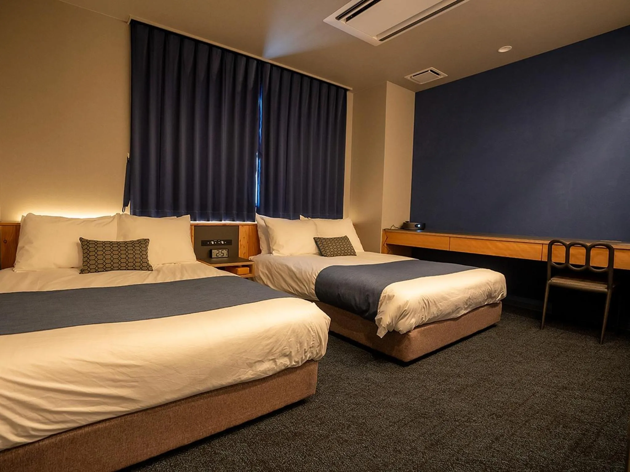 Bedroom, Bed in UUHOME