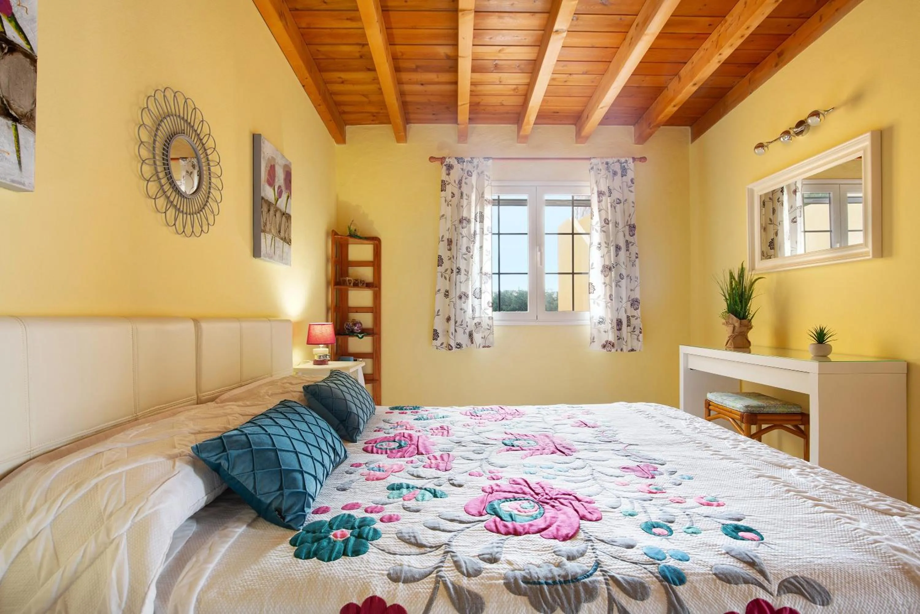 Living room, Bed in Casa Paco 1