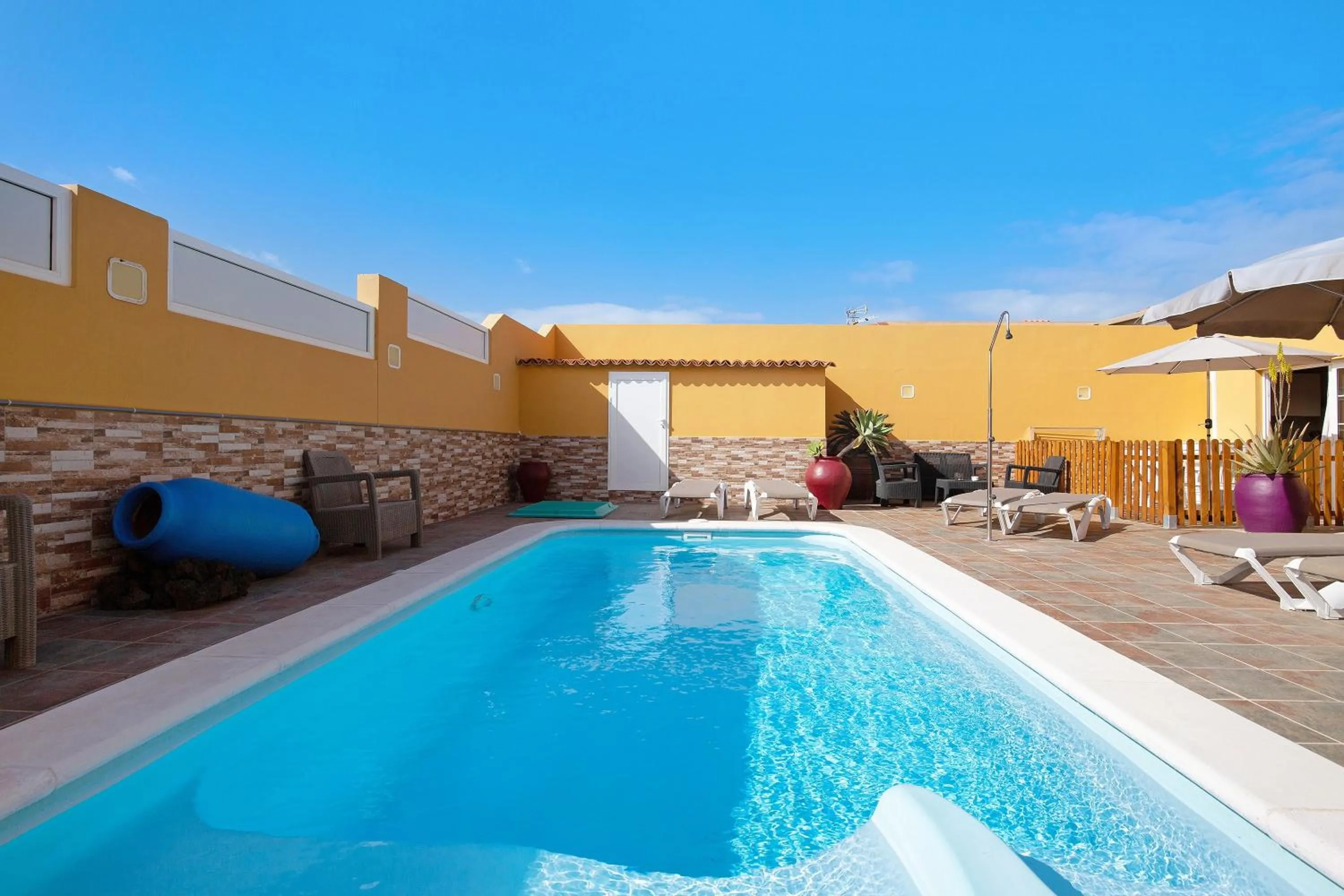 Property building in Casa Paco 1