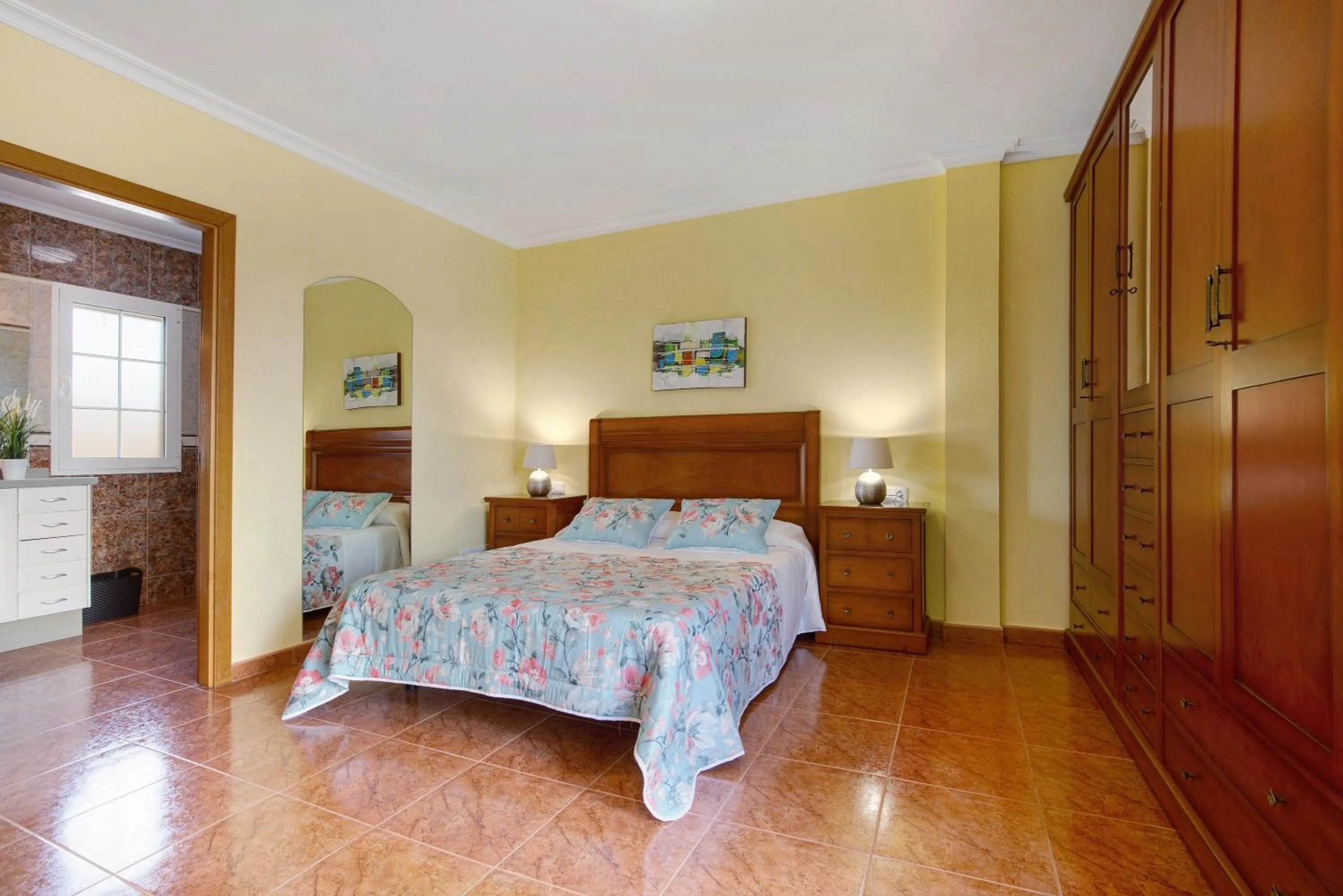 Living room, Bed in Casa Paco 3