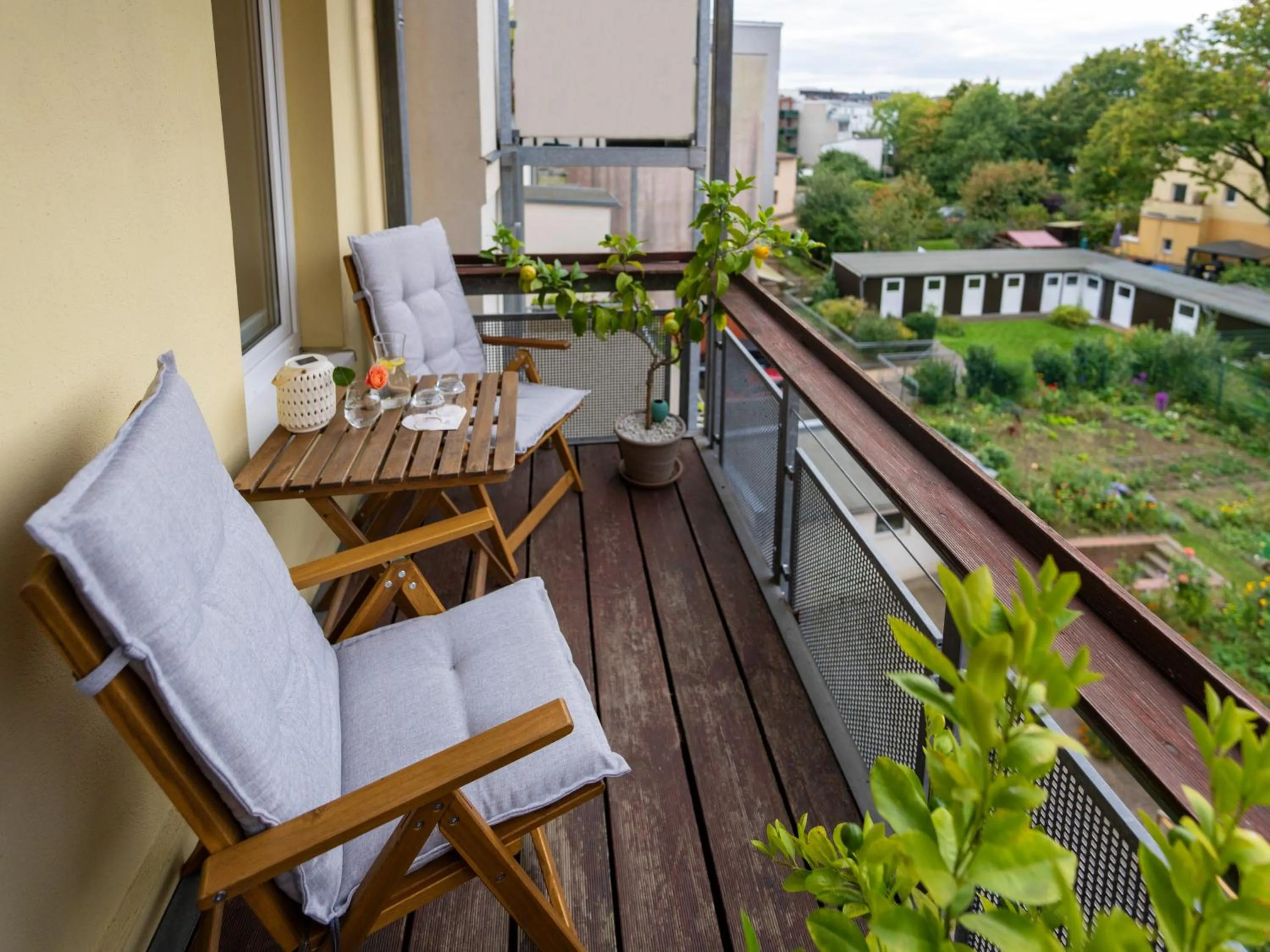 View (from property/room) in Schlosskönig - Modernes & zentrales Apartment mit Balkon und Arbeitsplatz