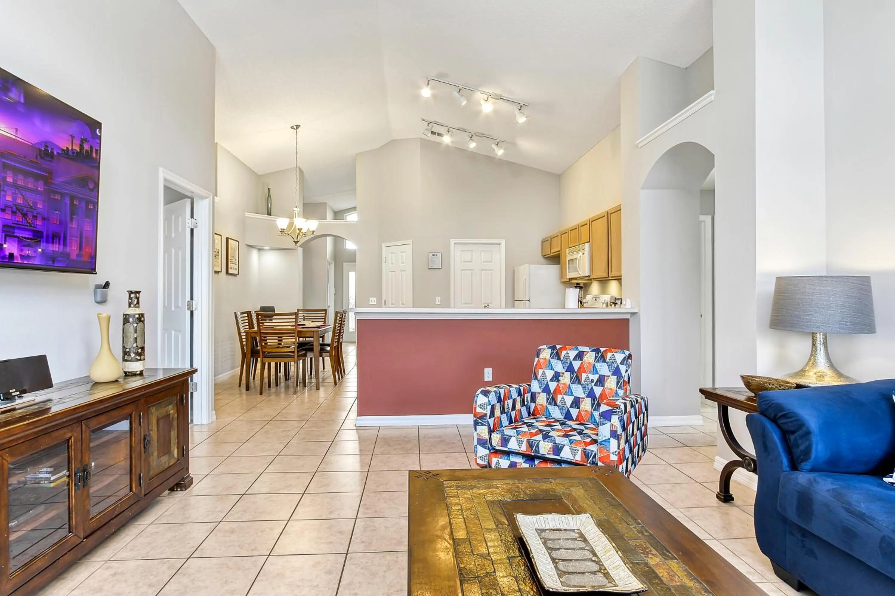 TV and multimedia in Star Lake Oasis - 4 bed family pool home