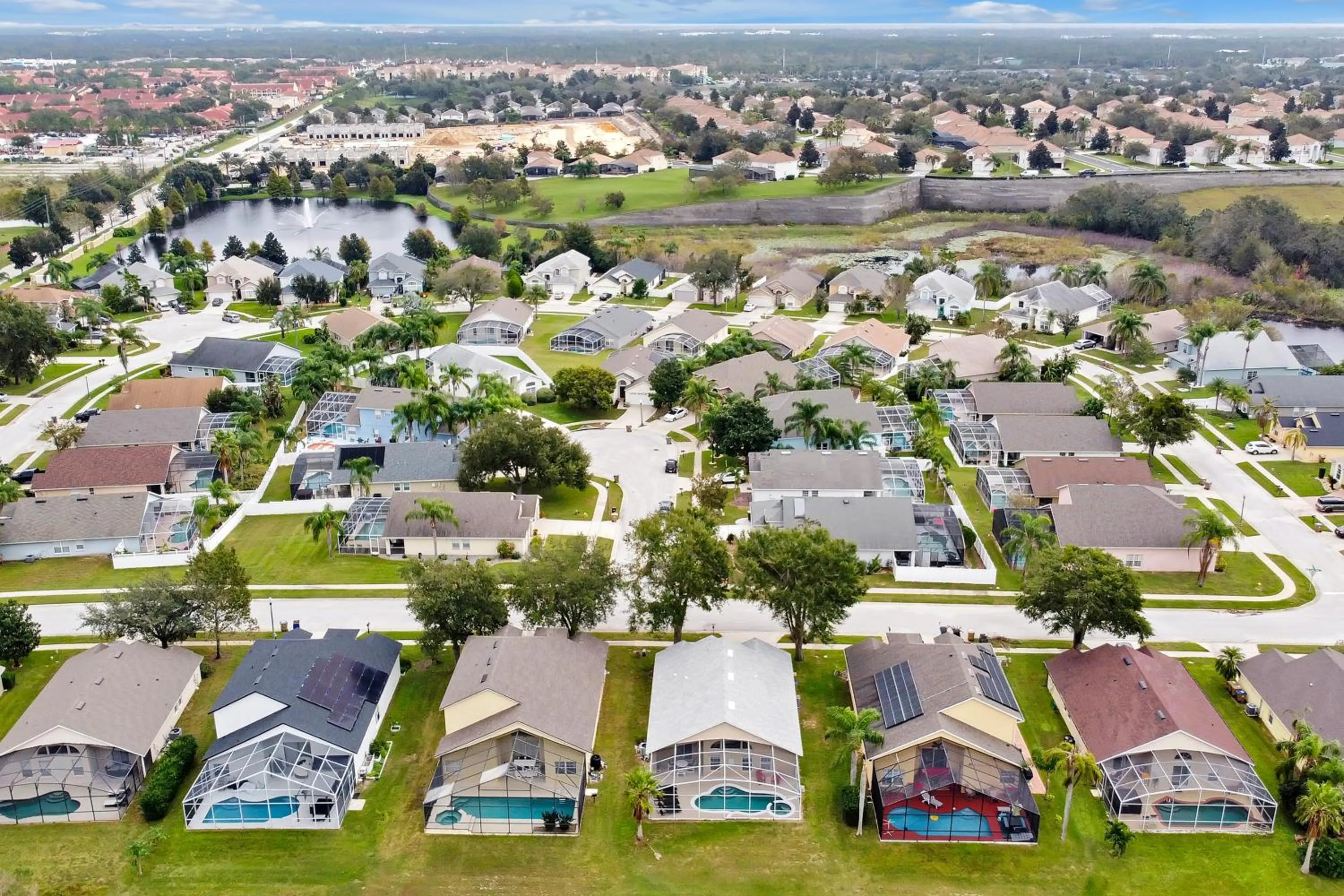 Property building in Star Lake Oasis - 4 bed family pool home