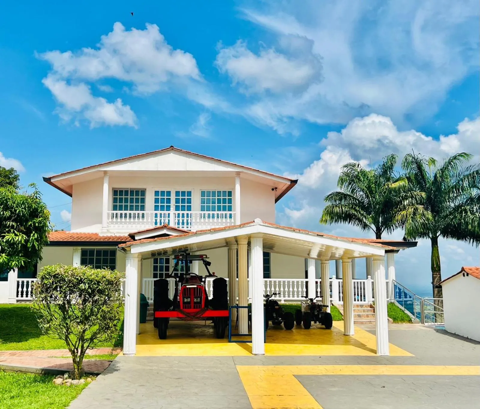 Property building in Mirador El paraiso glamping