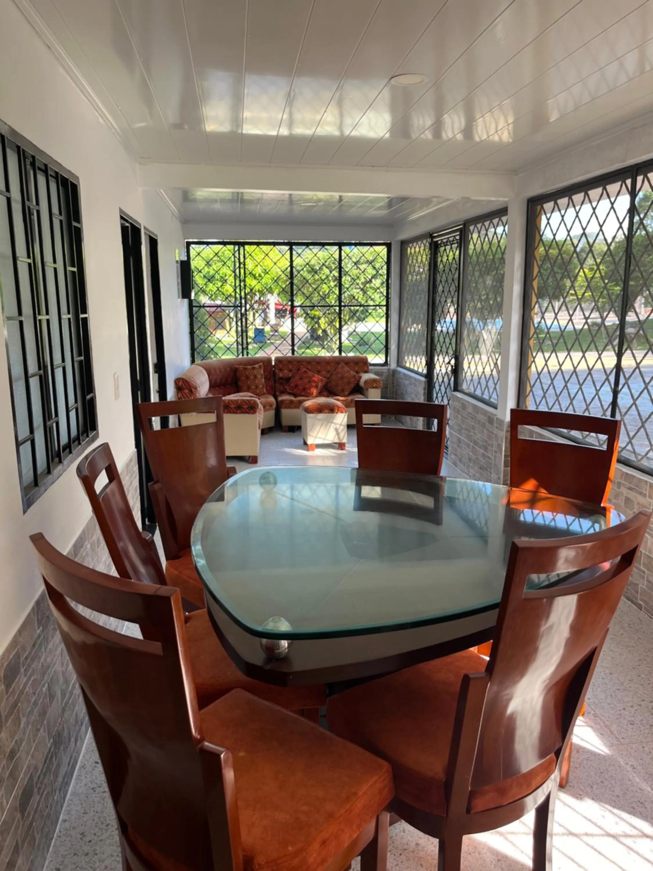 Dining area in Mirador El paraiso glamping