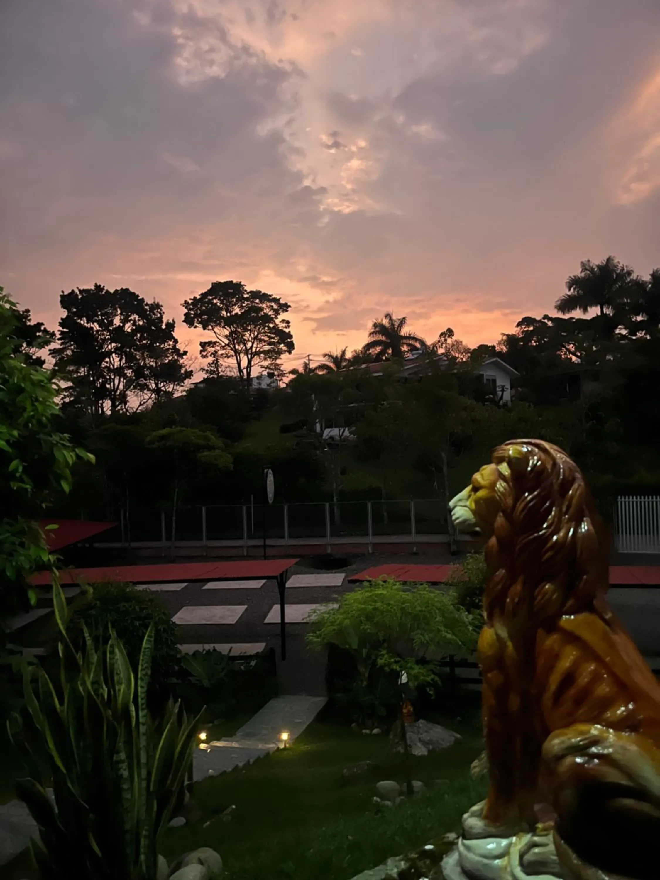 Sunset in Mirador El paraiso glamping