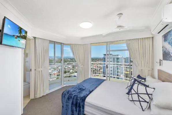 Bed in 2nd Avenue Apartments - Hosted by Burleigh Letting