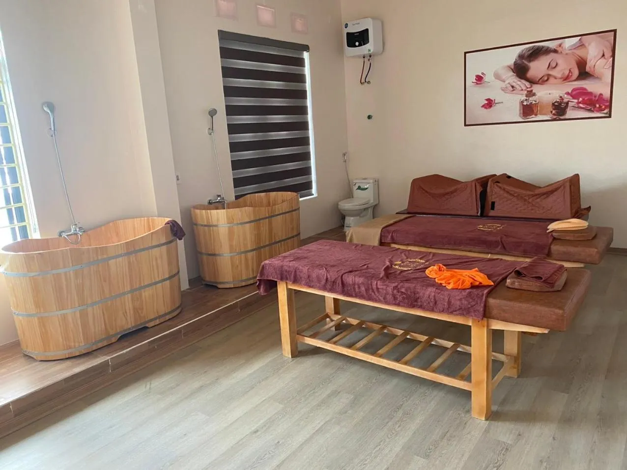 Sauna in PHÚ QUÝ HOTEL near ĐÔNG KINH MARKET