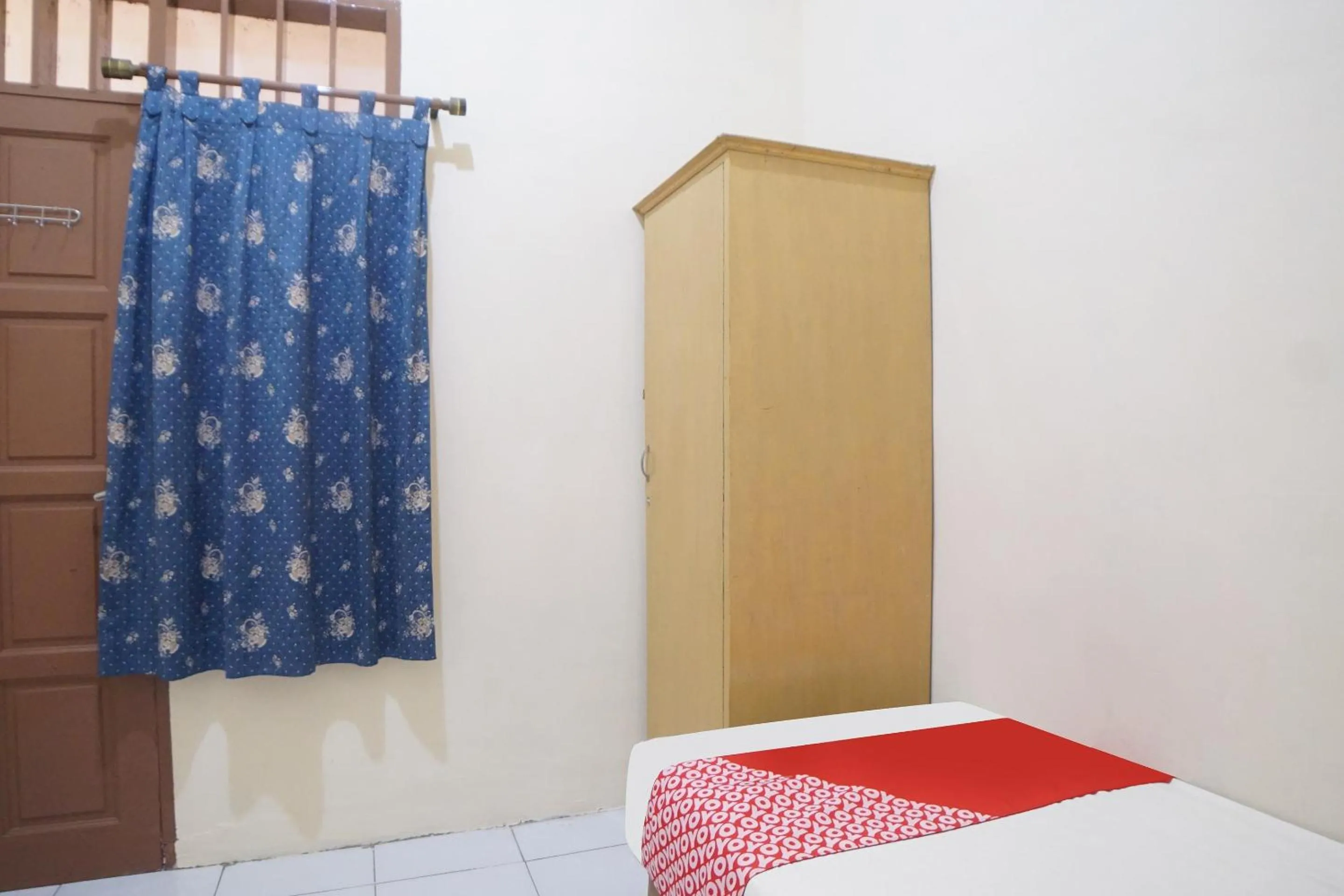 Bedroom, Bed in Hotel O Kost Ketapang Syariah