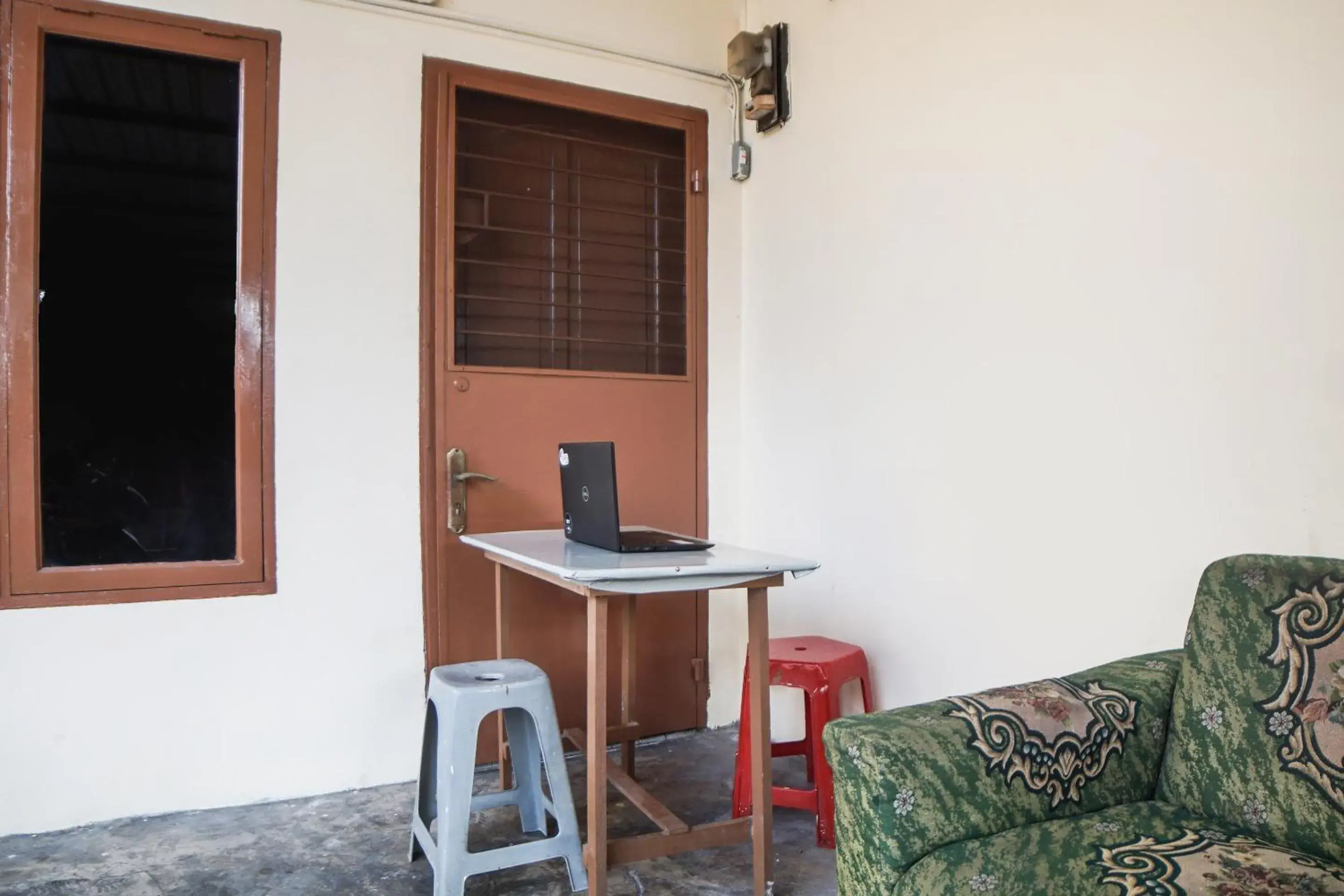 Lobby or reception in Hotel O Kost Ketapang Syariah Lobby or reception in Hotel O Kost Ketapang Syariah