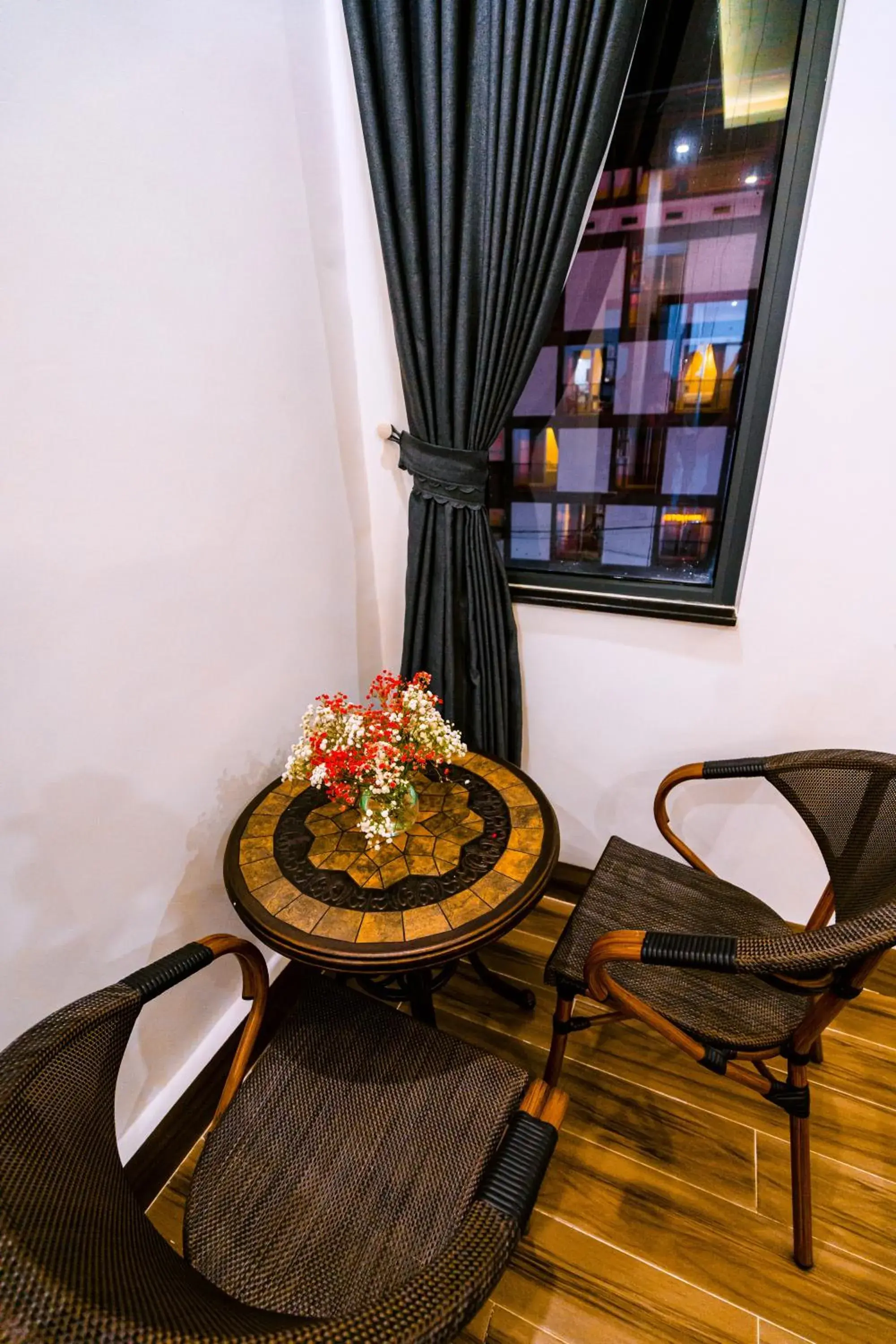 Seating area in Hue Golden Inn Hotel Seating area in Hue Golden Inn Hotel