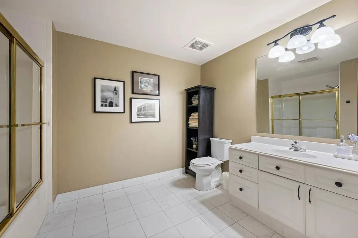 Bathroom in 3/3 Condo on Texas Motor Speedway